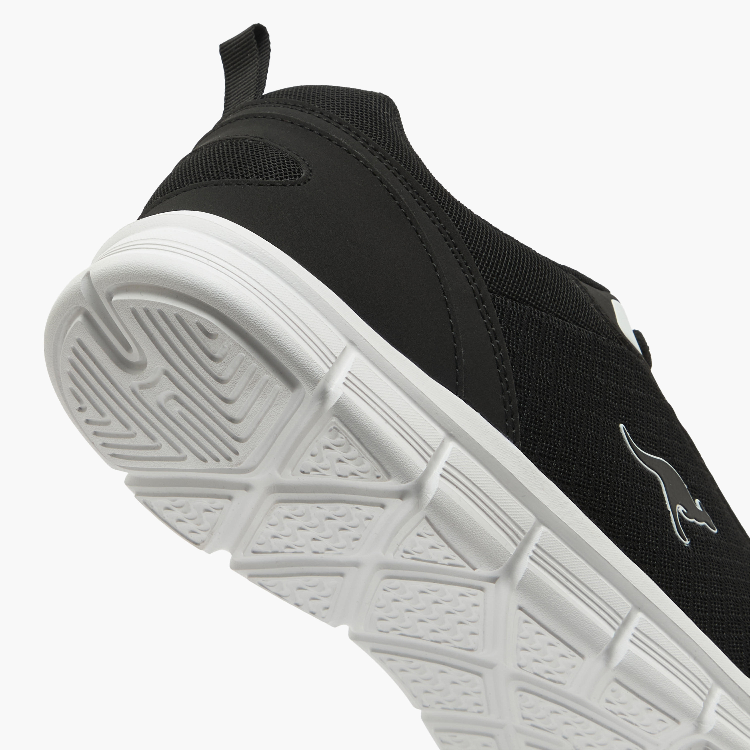 حذاء رياضي برباط إغلاق للرجال من كانجاروز-sports-men-shoes-image-5