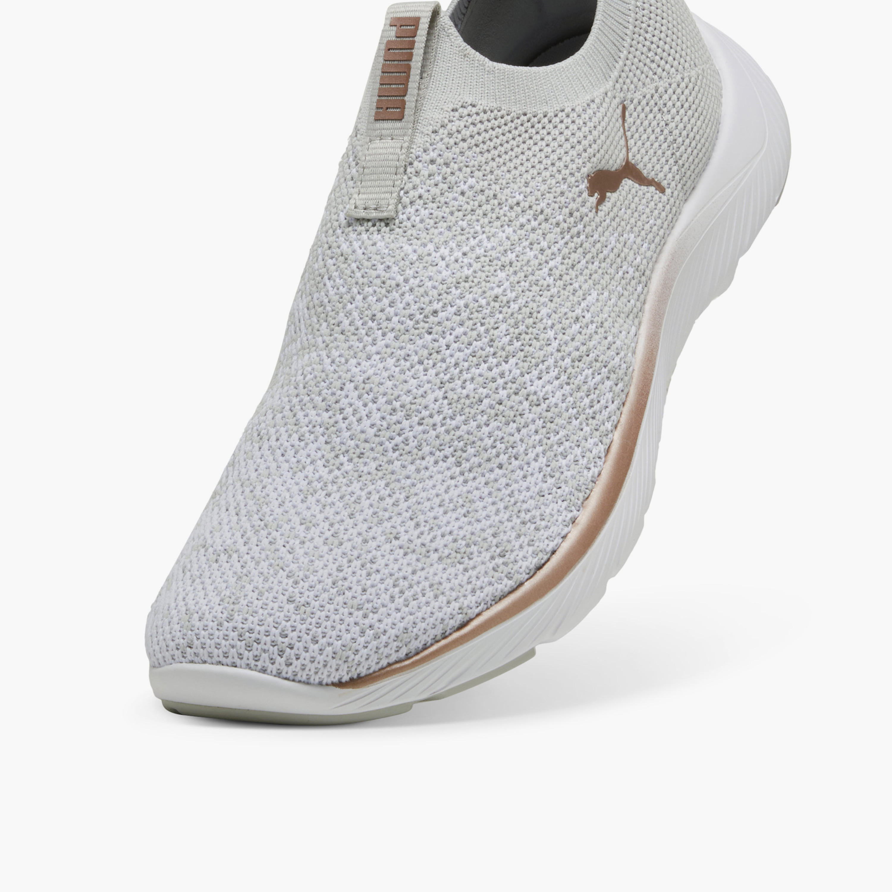 حذاء رياضي سوفت رايد ريمي سهل الارتداء للنساء من بوما-sports-women-shoes-image-5