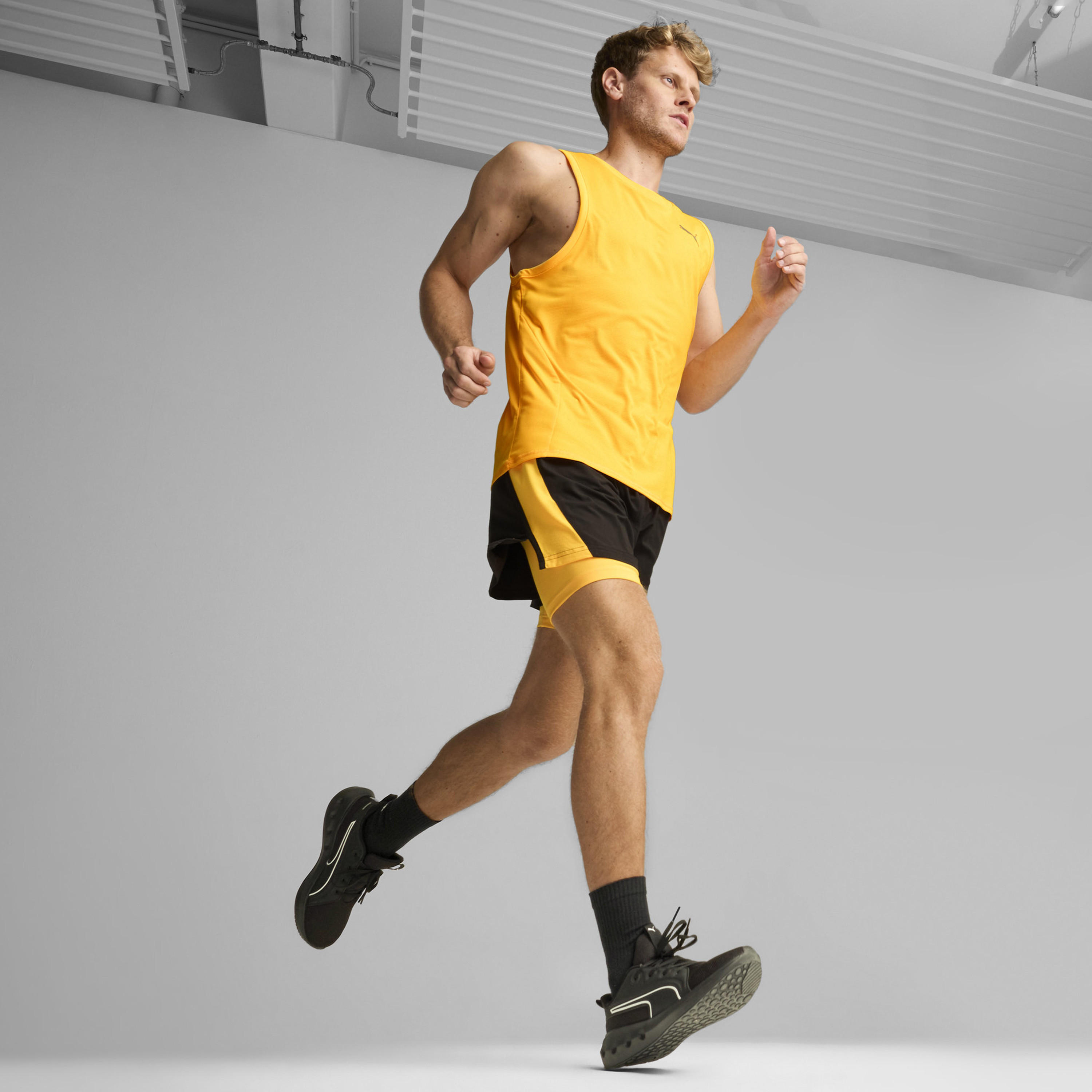 حذاء رياضي برباط إغلاق سوفت رايد كارسون للرجال من بوما-sports-men-shoes-image-8