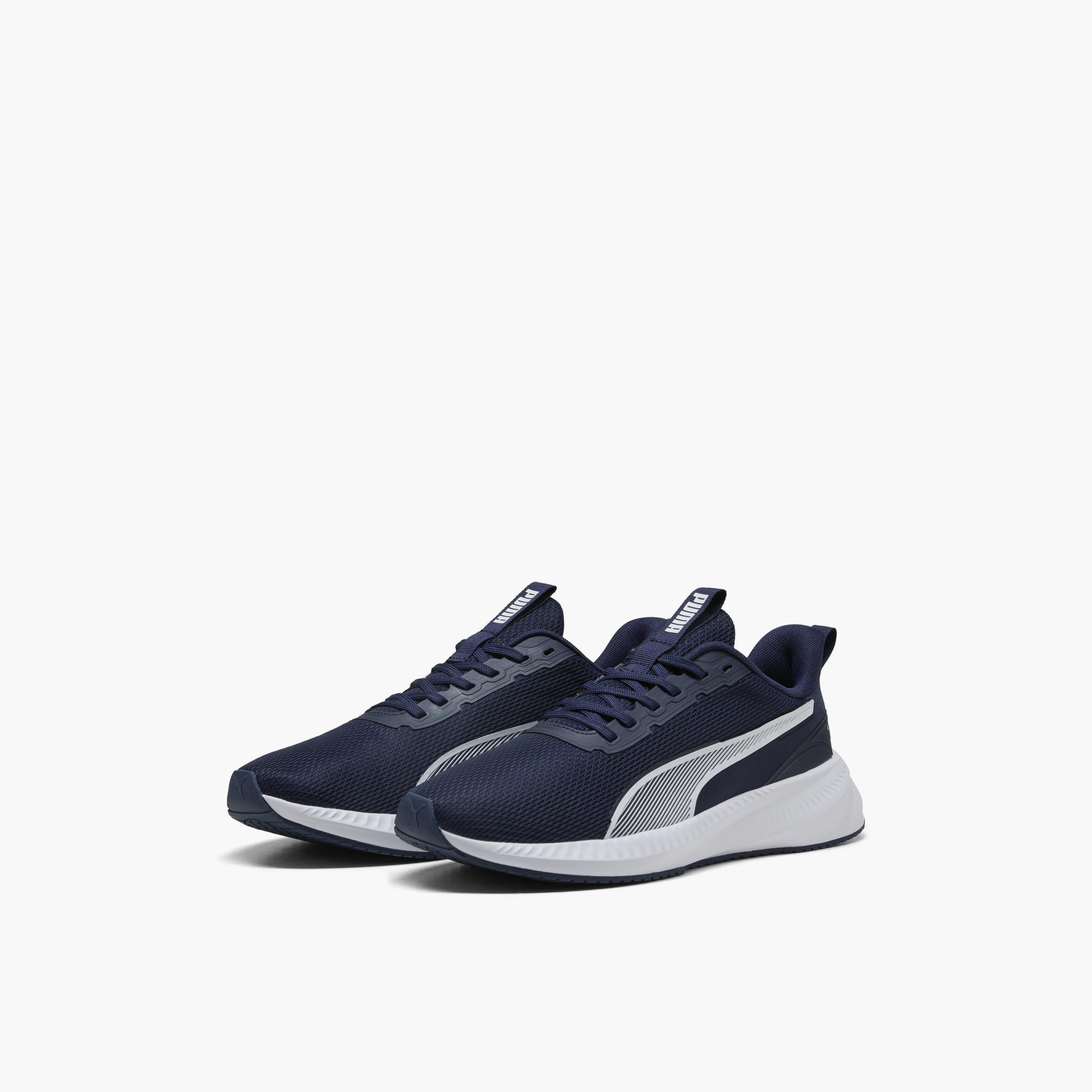 حذاء رياضي برباط إغلاق فلاير لايت 3 للرجال من بوما-sports-men-shoes-image-1