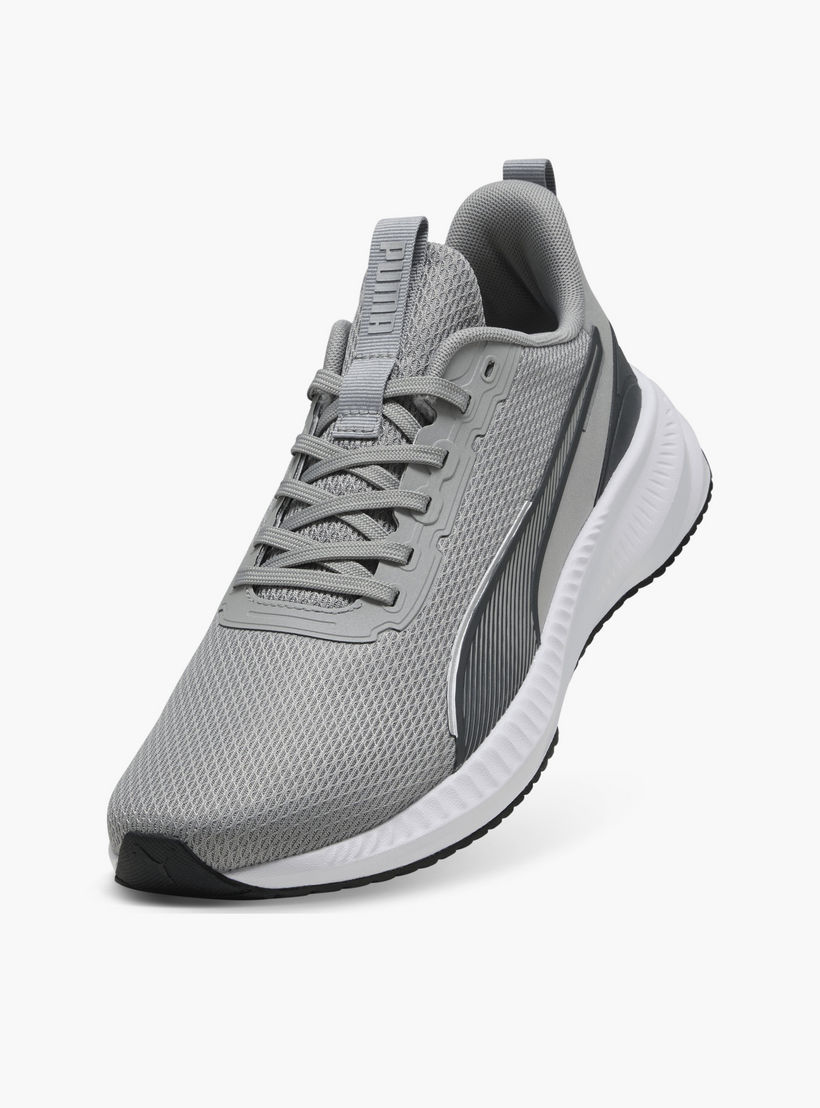 حذاء رياضي برباط إغلاق فلاير لايت 3 للرجال من بوما-sports-men-shoes-image-5