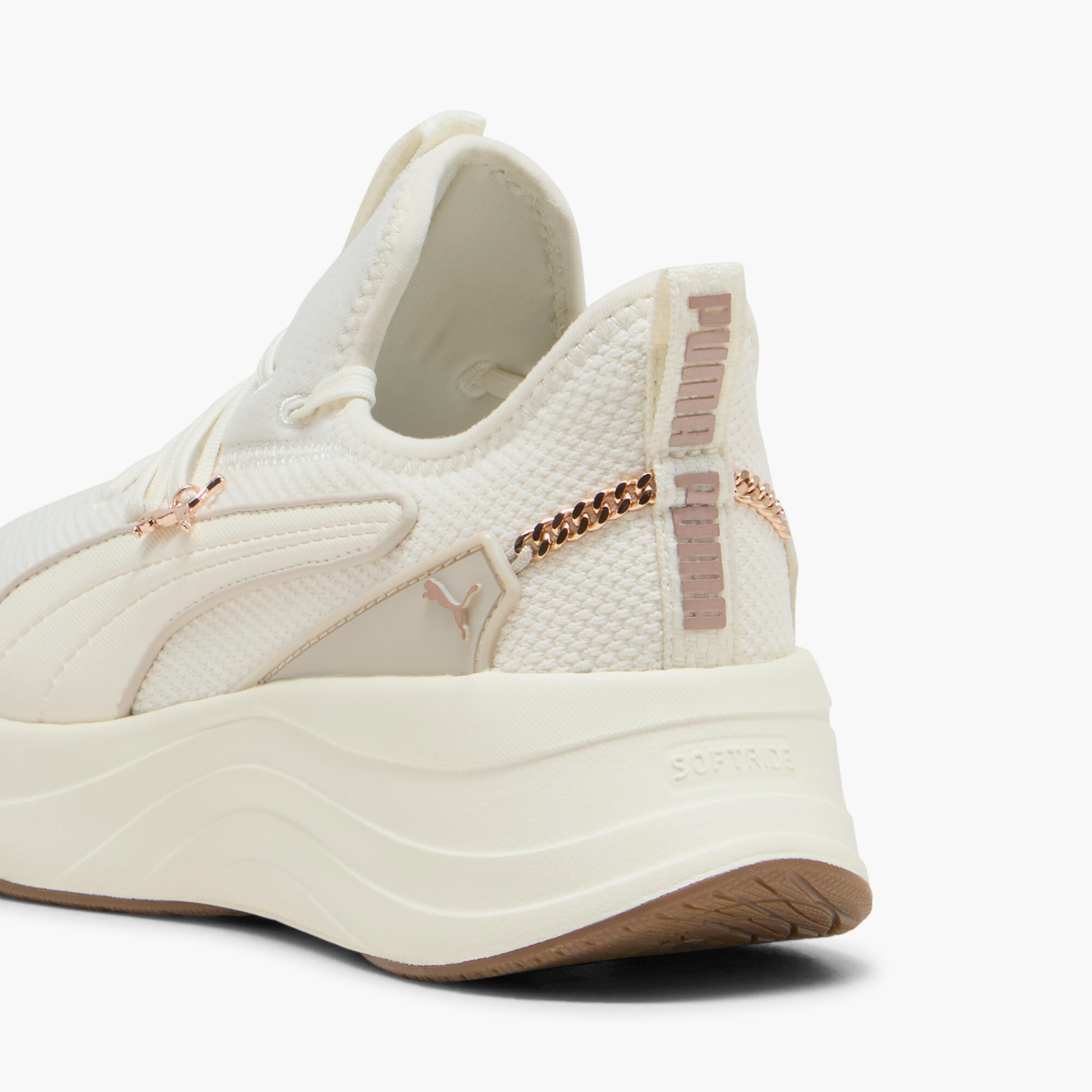 حذاء رياضي برباط سوفت رايد سابرينا للنساء من بوما-sports-women-shoes-image-3