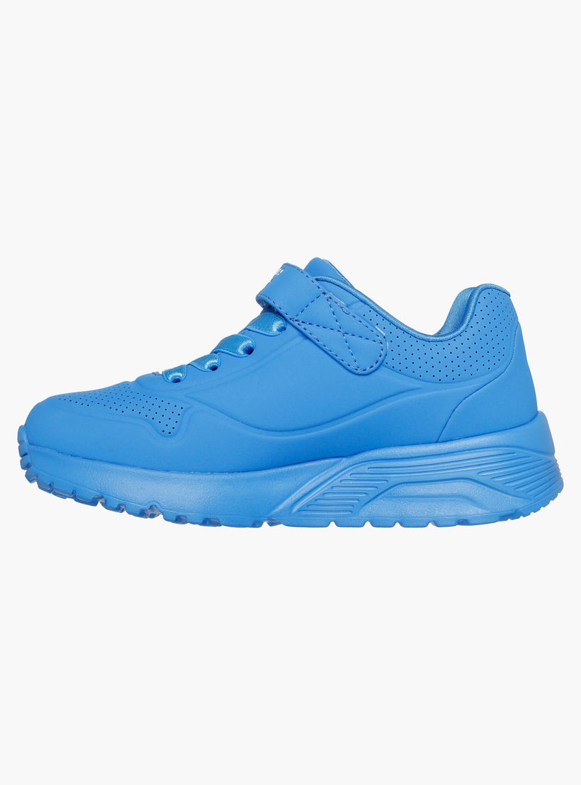حذاء رياضي بطبعات قلوب بشريط إغلاق لاصق أونو لايت للبنات من سكيتشرز-girls-shoes-sneakers-image-6