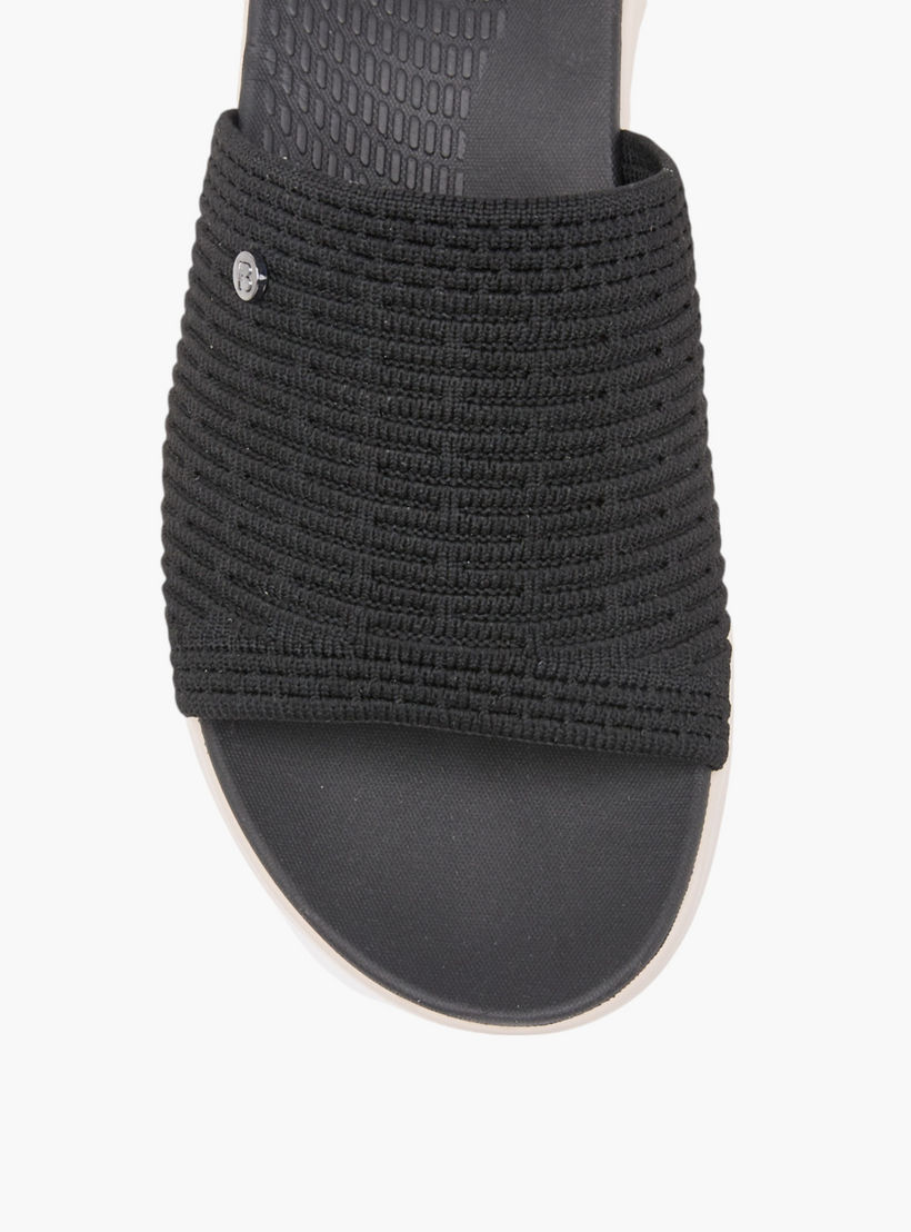 صندل سهل الارتداء بارز الملمس من فلورا بيلا-women-shoes-flats-sandals-image-4