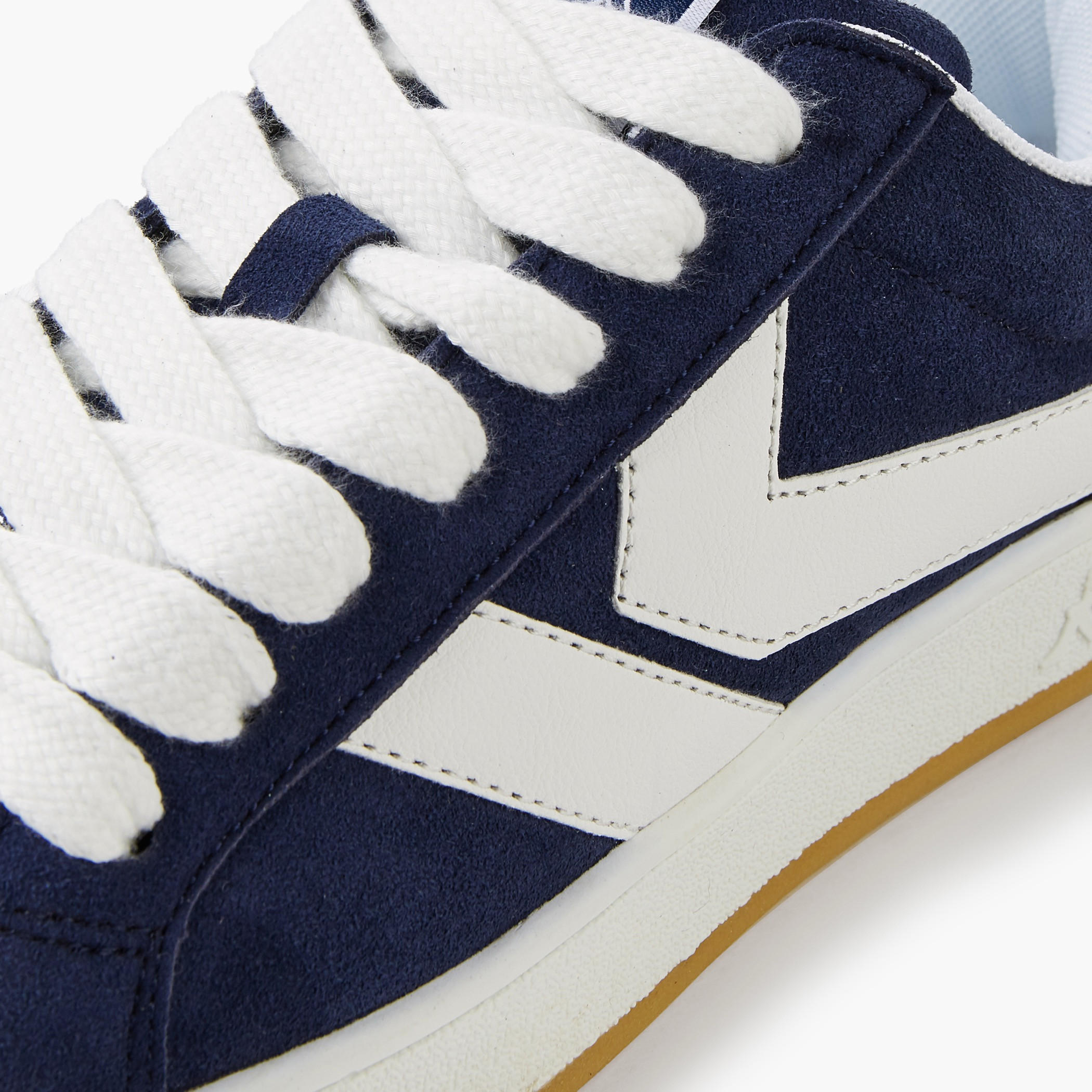 حذاء رياضي برباط للرجال من كابا-men-shoes-sports-image-5