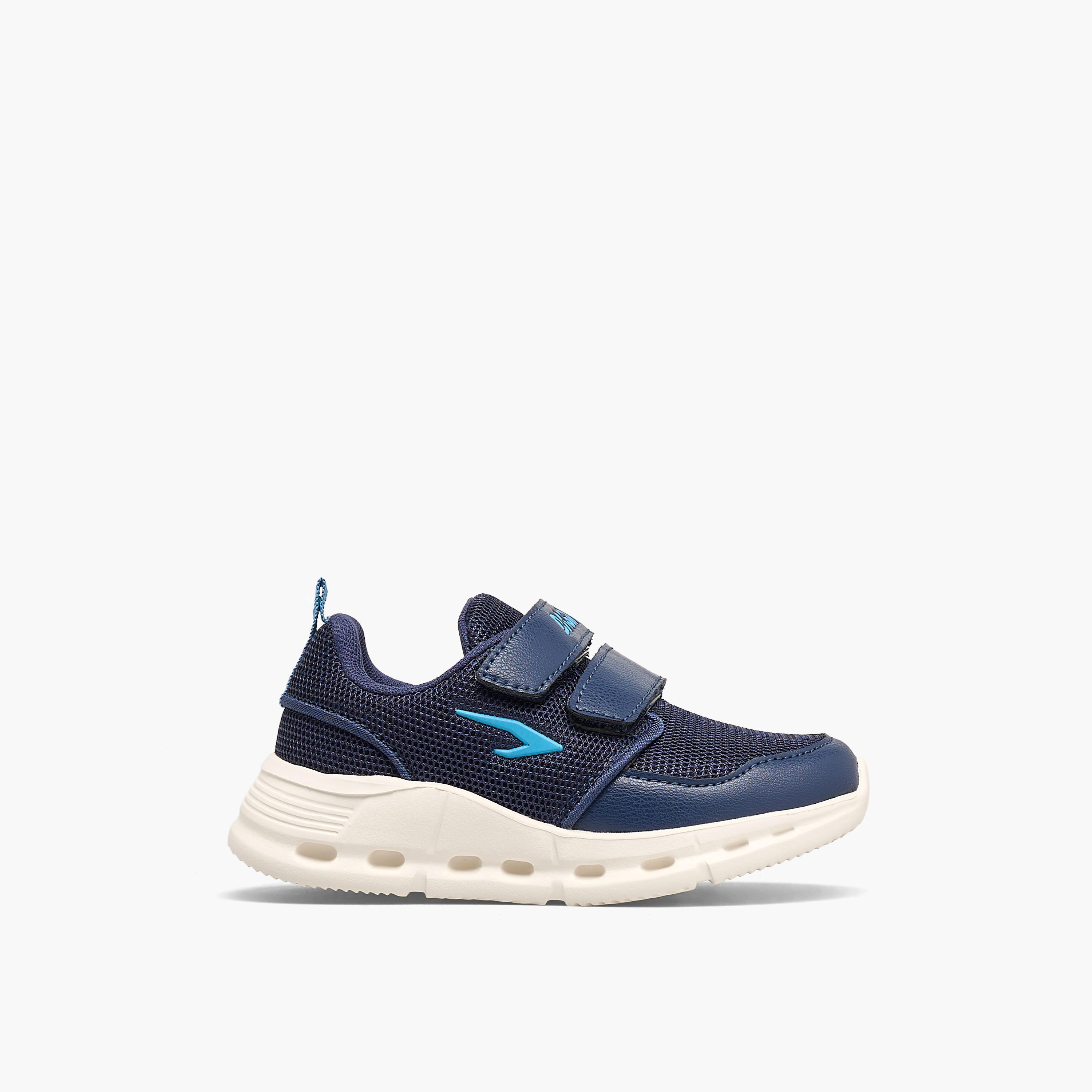 حذاء رياضي بشريط إغلاق لاصق للأولاد من داش-boys-shoes-sneakers-image-3