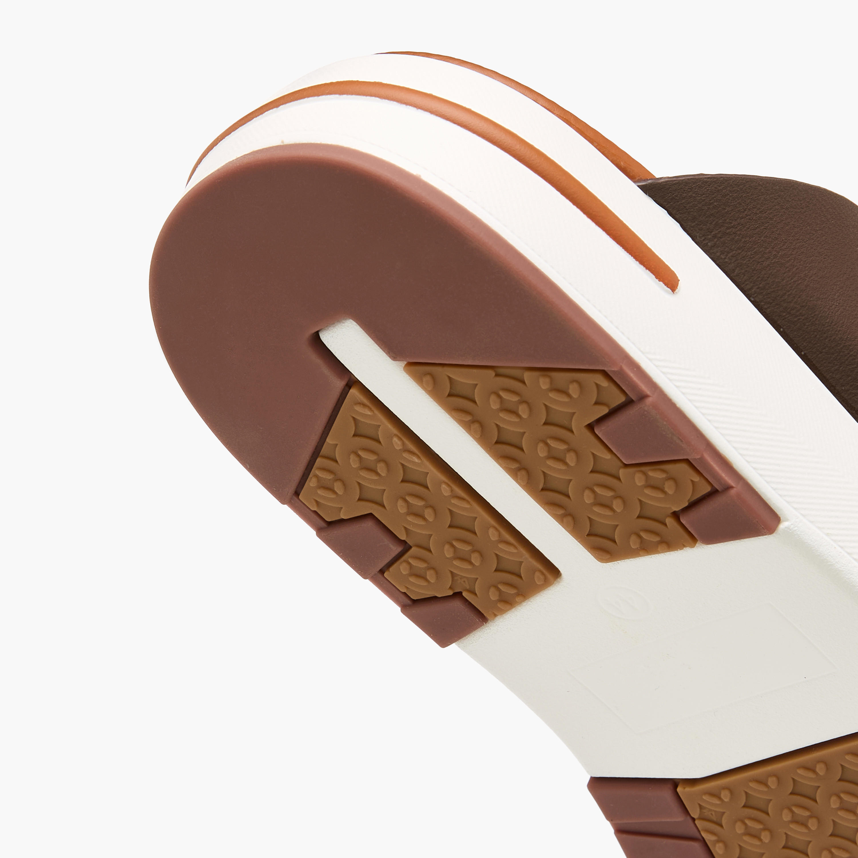 صندل مريح بحزام متقاطع للرجال من لو كونفورت-men-shoes-sandals-image-6