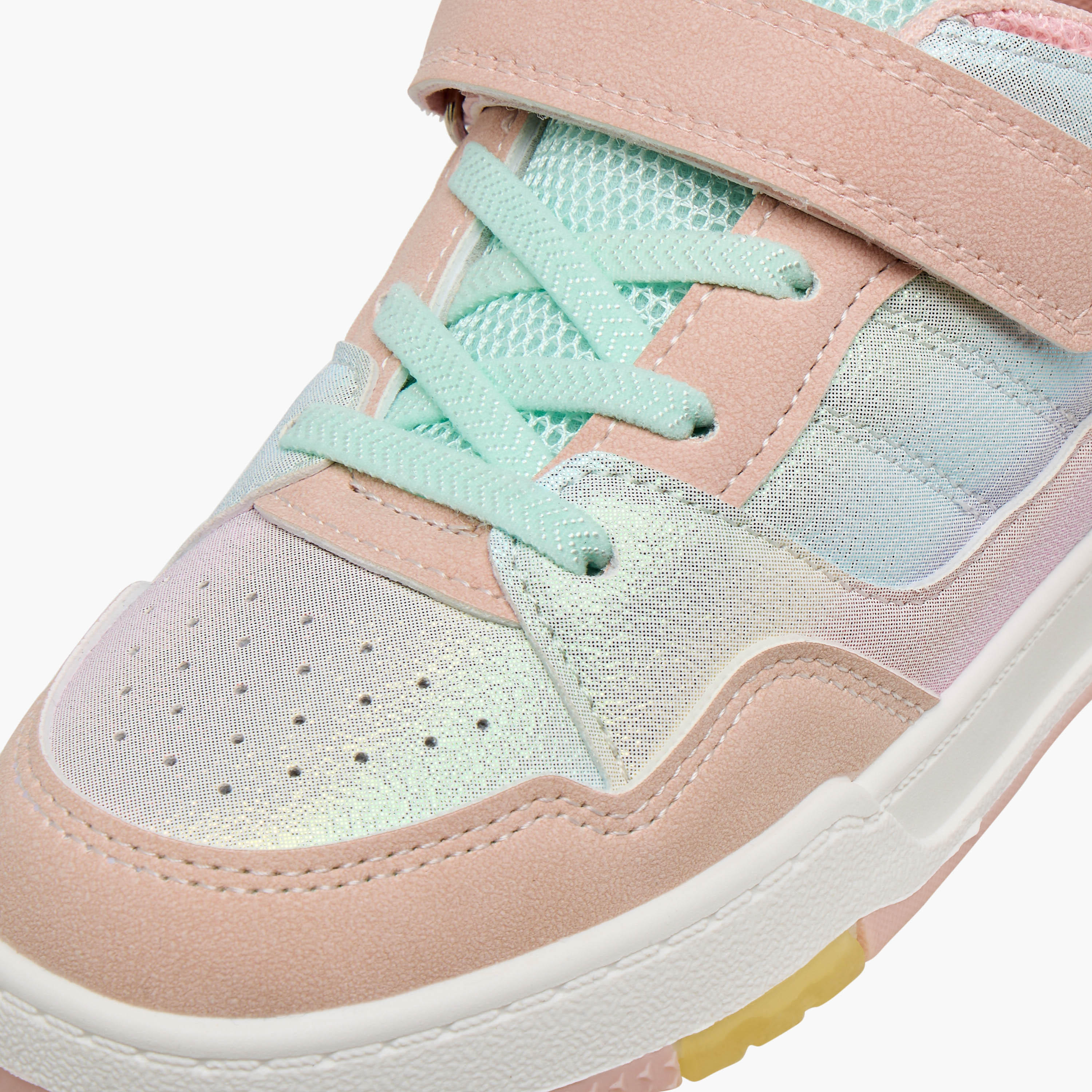 حذاء سنيكرز بشريط إغلاق لاصق للبنات من فلورا بيلا-girls-shoes-sneakers-image-5
