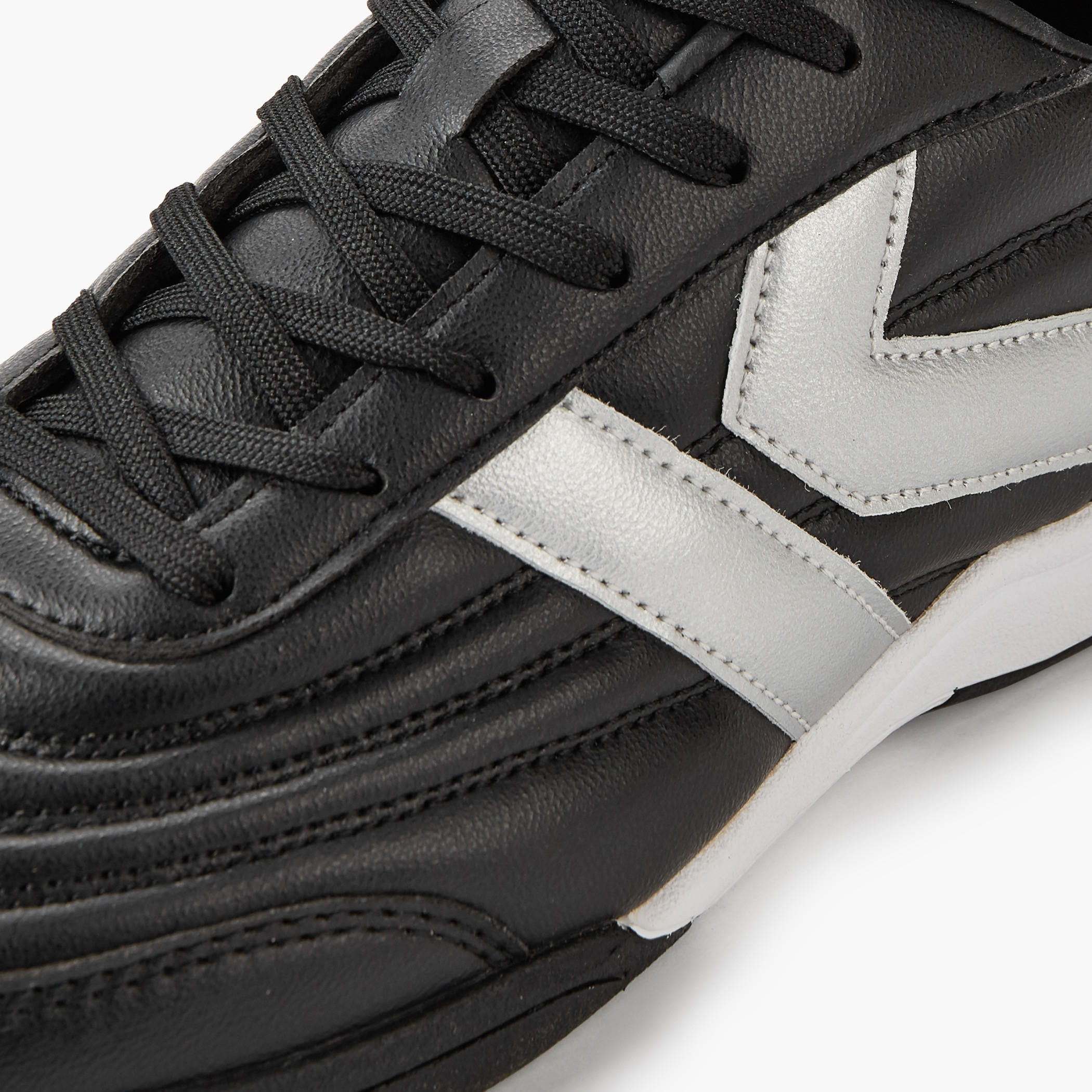 حذاء رياضي برباط إغلاق للرجال من كابا-men-shoes-sports-image-5