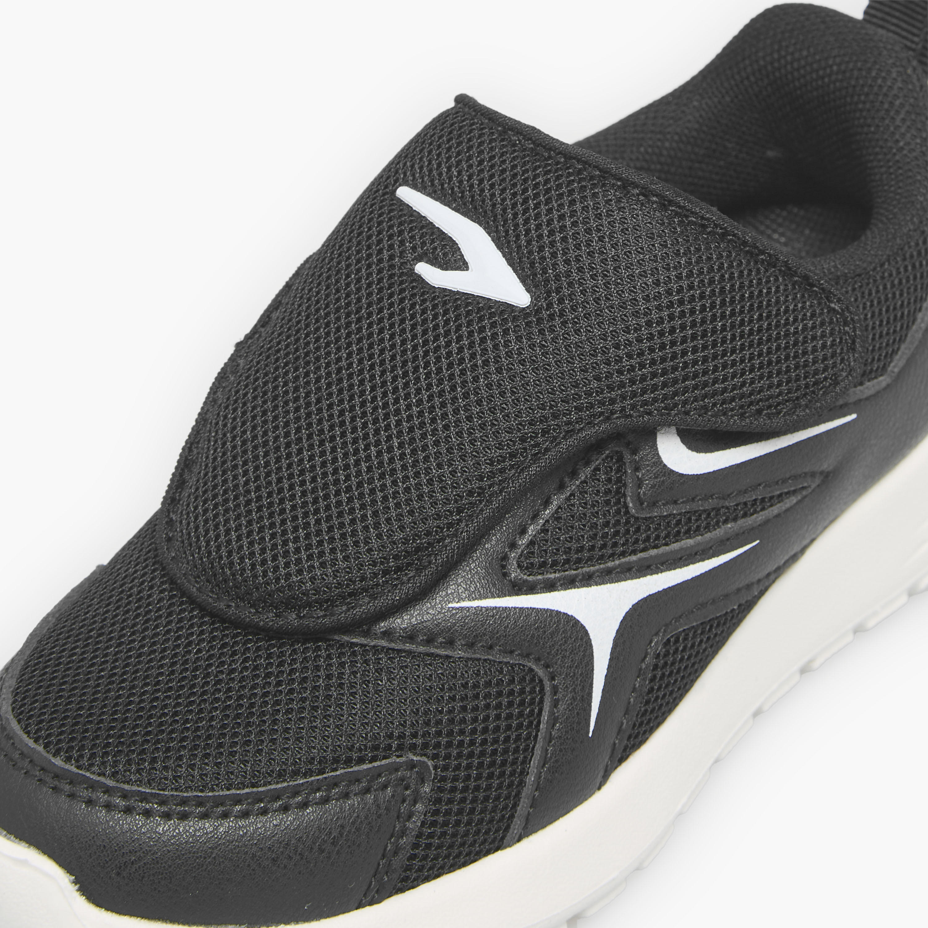 حذاء رياضي بشريط إغلاق لاصق للأولاد من داش-boys-shoes-sports-image-7