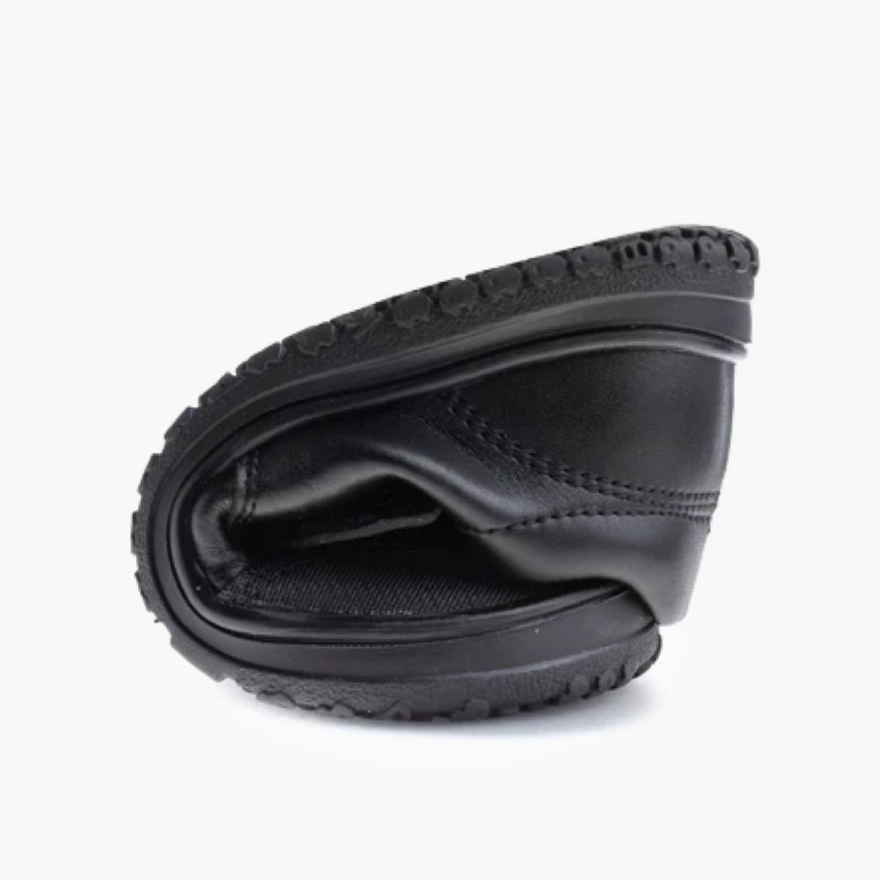 Pablosky Boys Leather Hook & Loop School Shoes-boys-shoes-schoolshoes-image-5