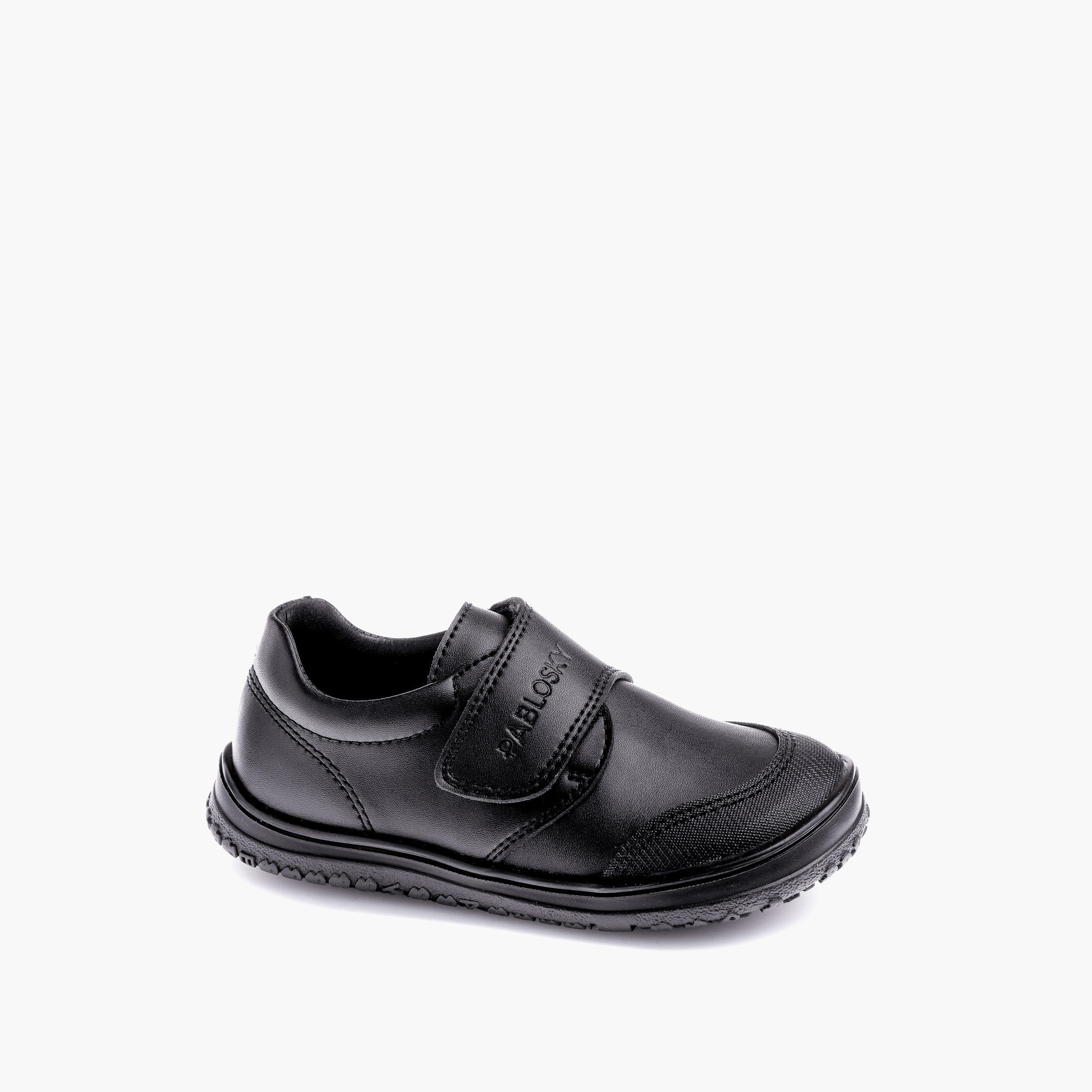 حذاء مدرسي بشريط إغلاق لاصق ونقوش شعار للبنات من بابلوسكي - 355515-girls-shoes-schoolshoes-image-1