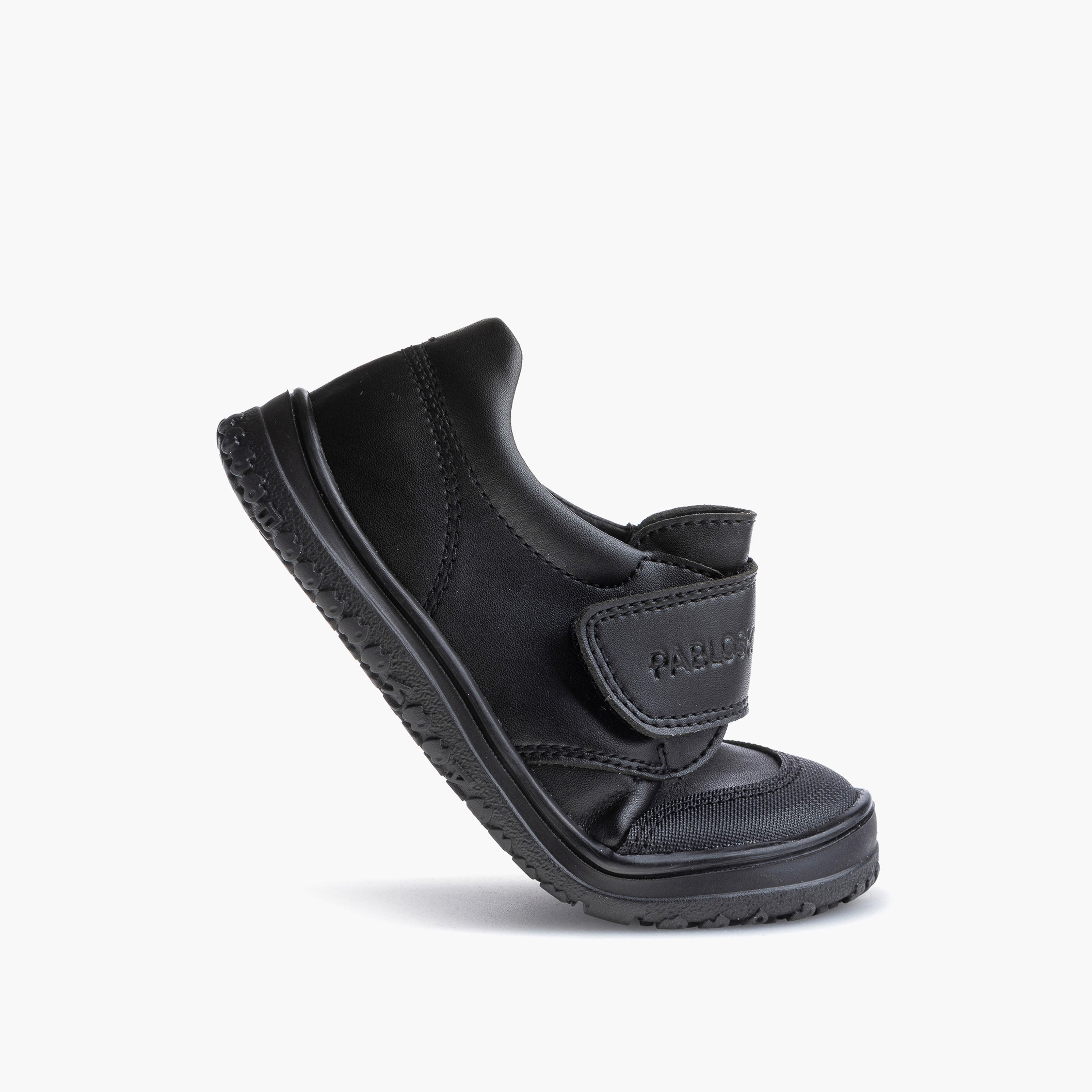 حذاء مدرسي بشريط إغلاق لاصق ونقوش شعار للبنات من بابلوسكي - 355515-girls-shoes-schoolshoes-image-5
