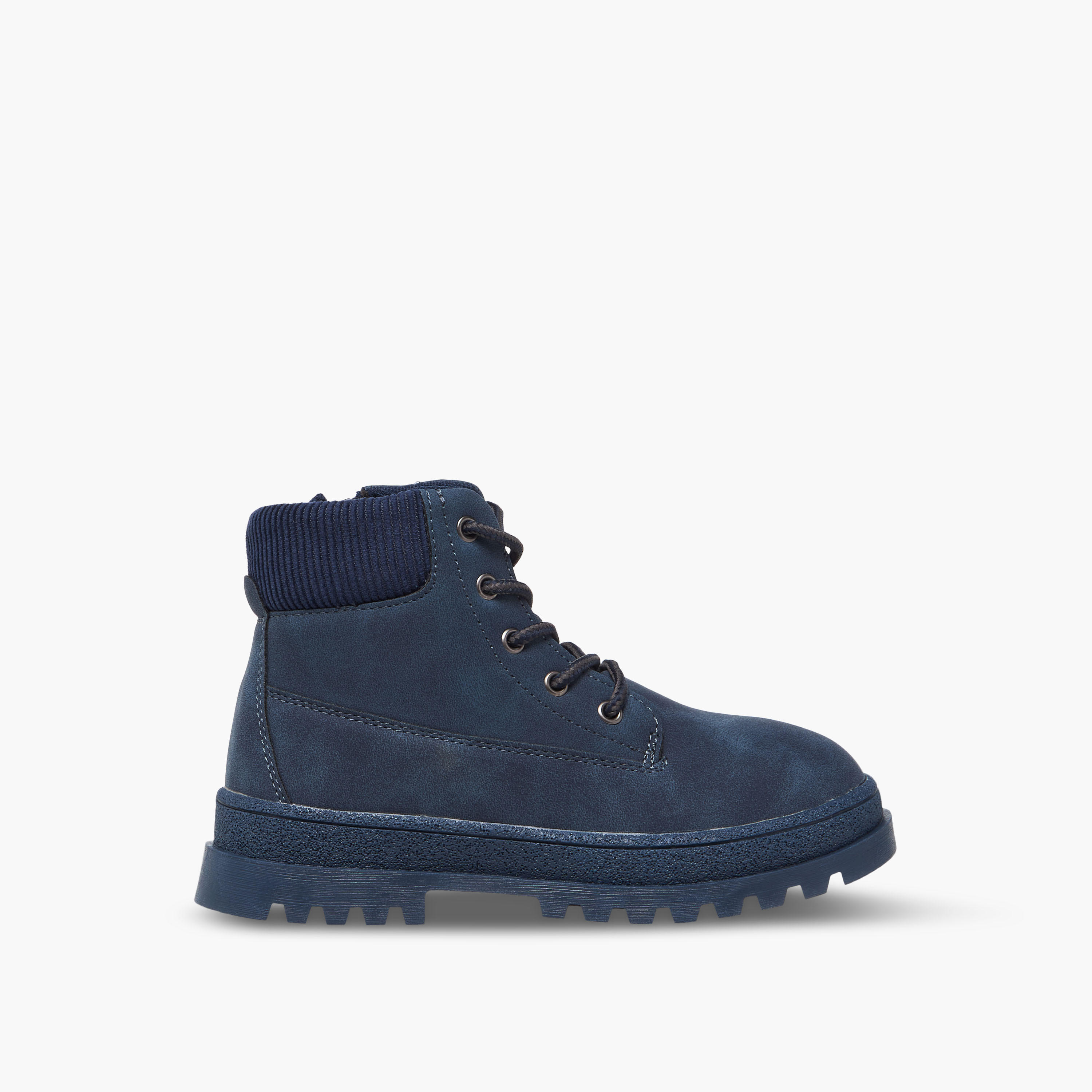 بوت طول الكاحل برباط إغلاق للأولاد من إل بي إل من شو إكسبريس-boys-shoes-boots-image-3