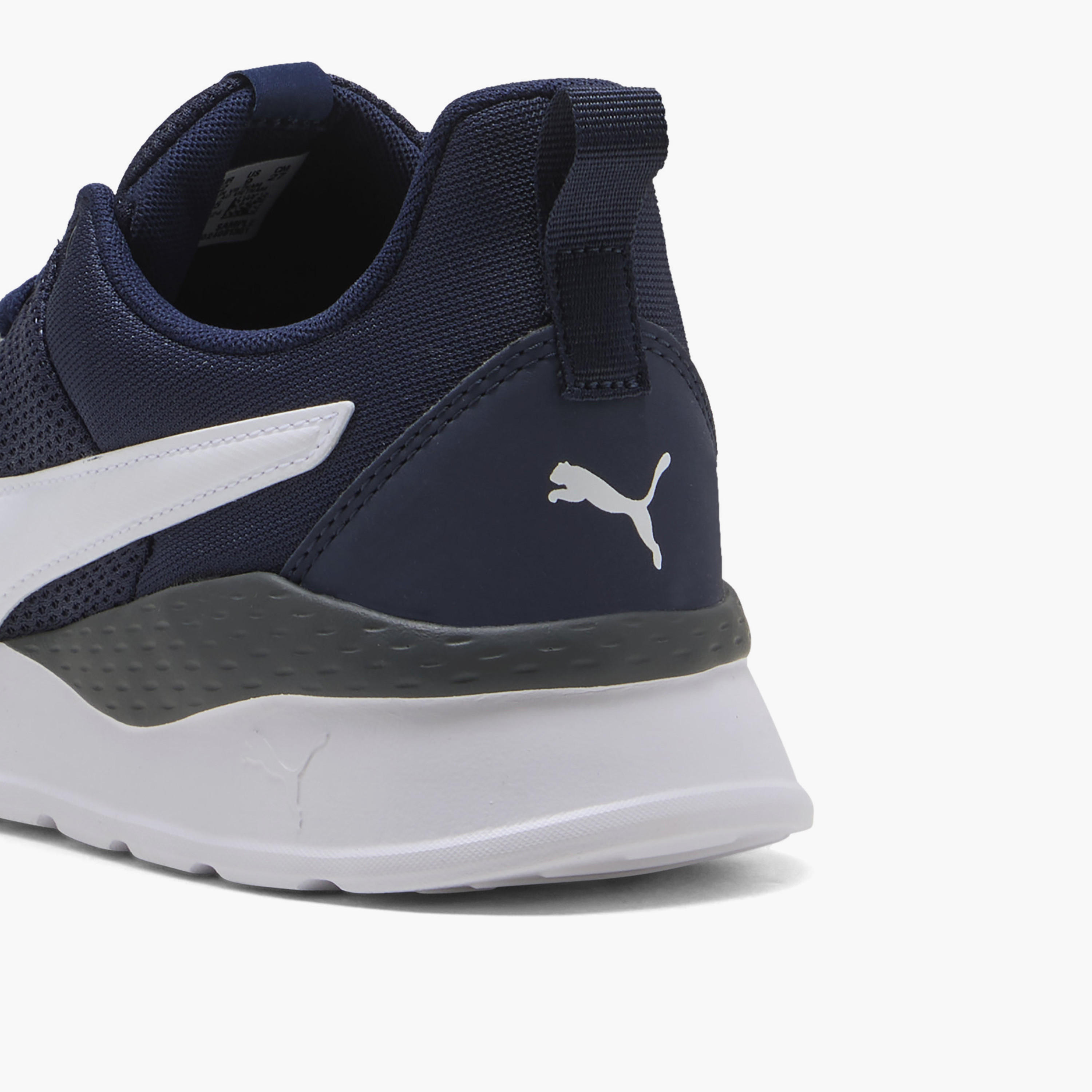 حذاء رياضي برباط إغلاق أنزارن لايت للرجال من بوما-sports-men-shoes-image-6