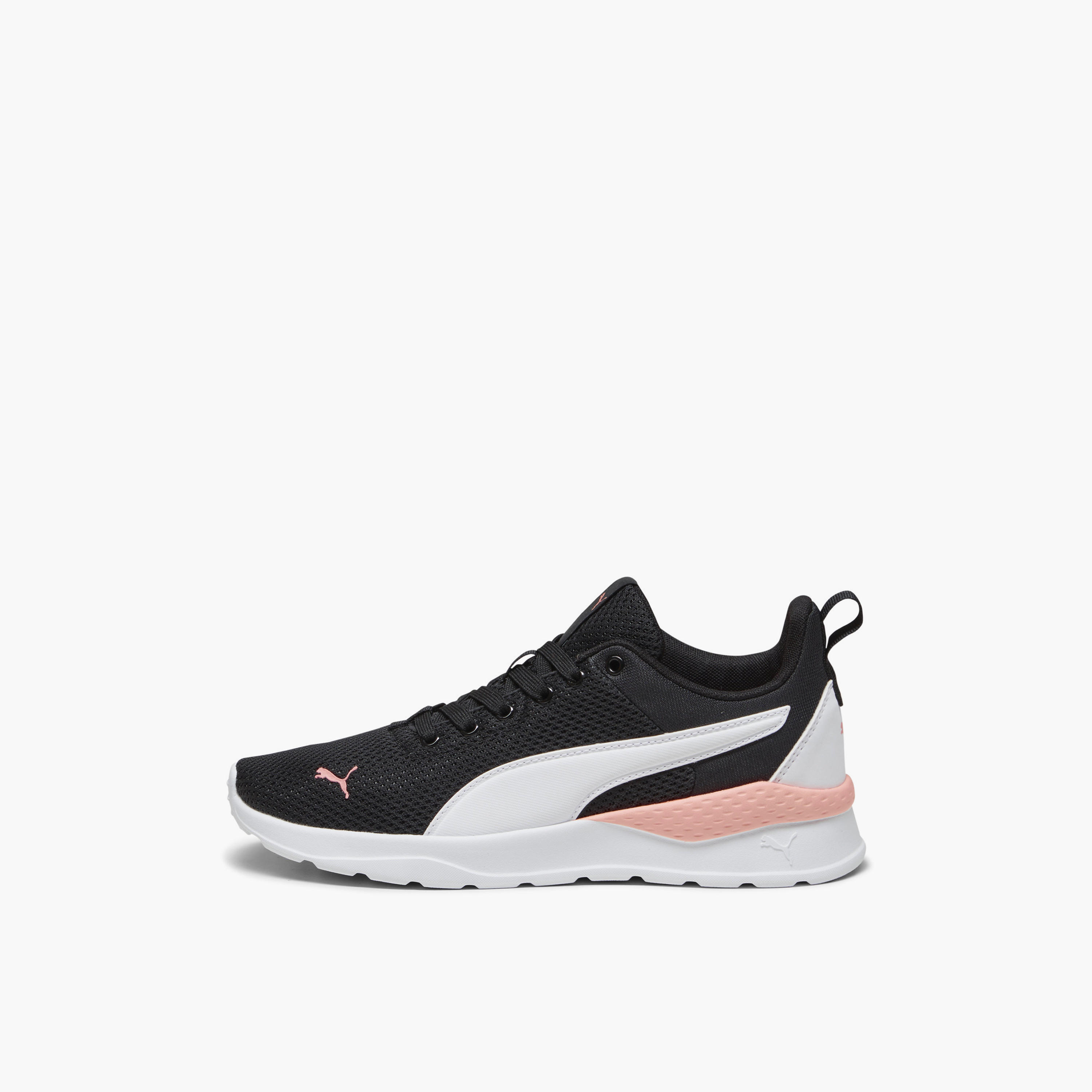 حذاء رياضي برباط إغلاق أنزارون لايت للنساء من بوما-sports-women-shoes-image-3