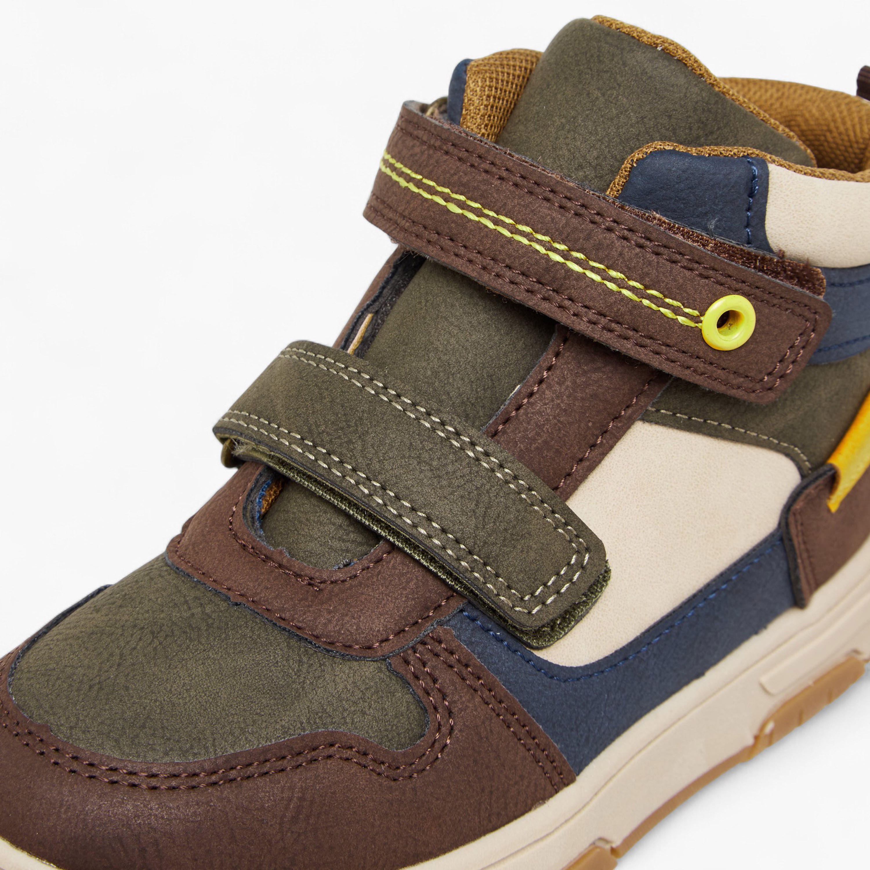 حذاء سنيكرز بقصة عالية وألواح للأولاد من إل بي إل من شو إكسبريس-boys-shoes-sneakers-image-4