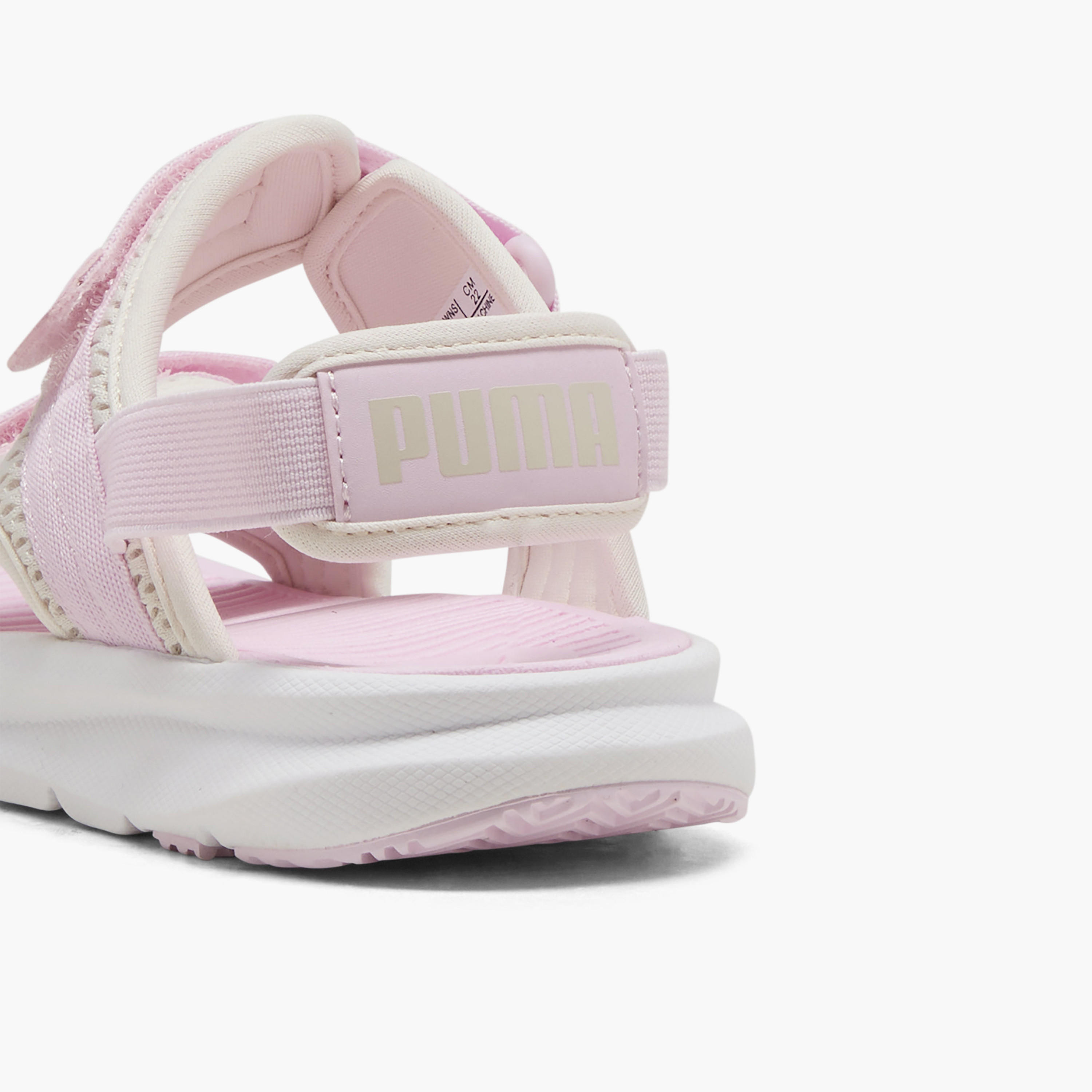 صندل بأحزمة وطبعات شعار "إيفولف" للبنات من بوما-girls-shoes-sandals-image-5