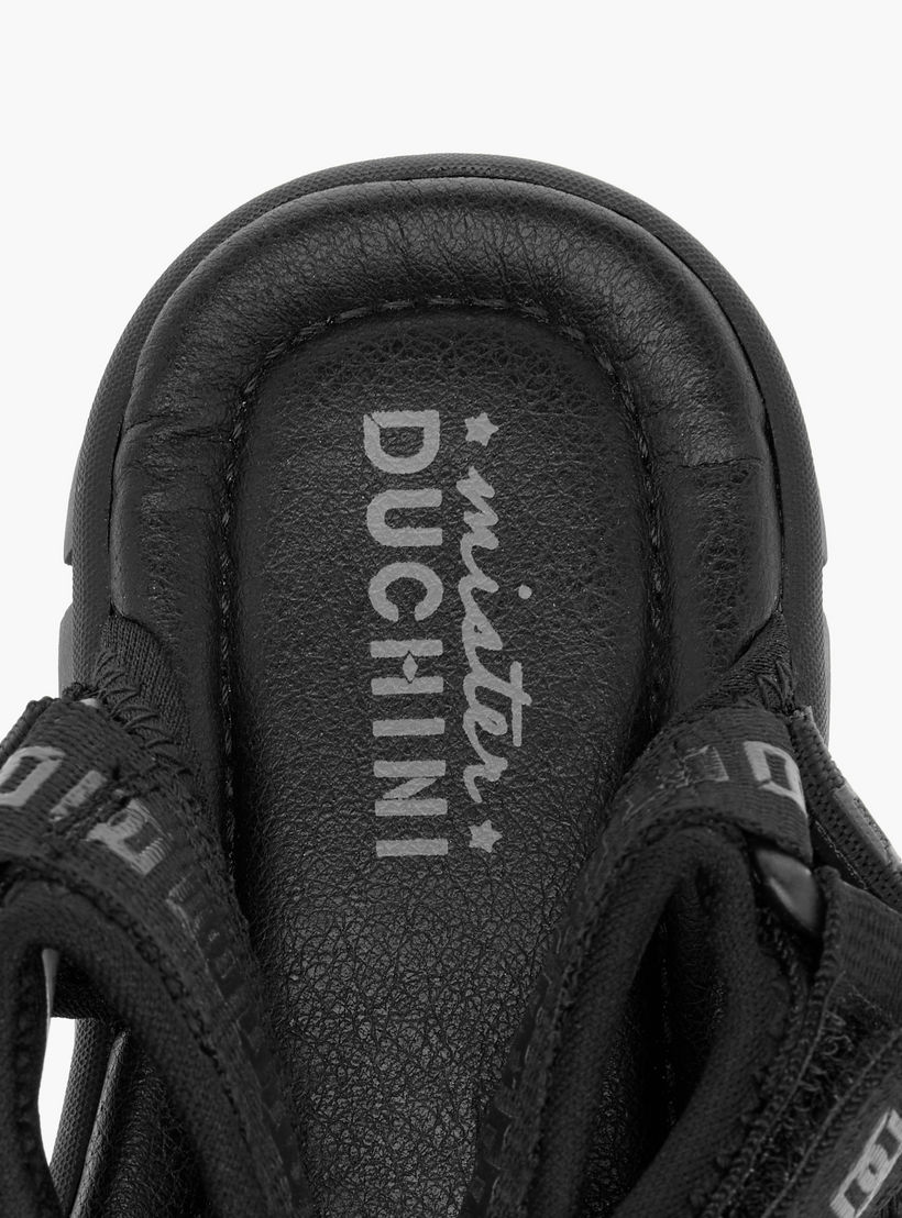 حذاء خفيف بطبعات مونوجرام وشريط إغلاق لاصق للأولاد من مستر دوتشيني-boys-shoes-sandals-image-5