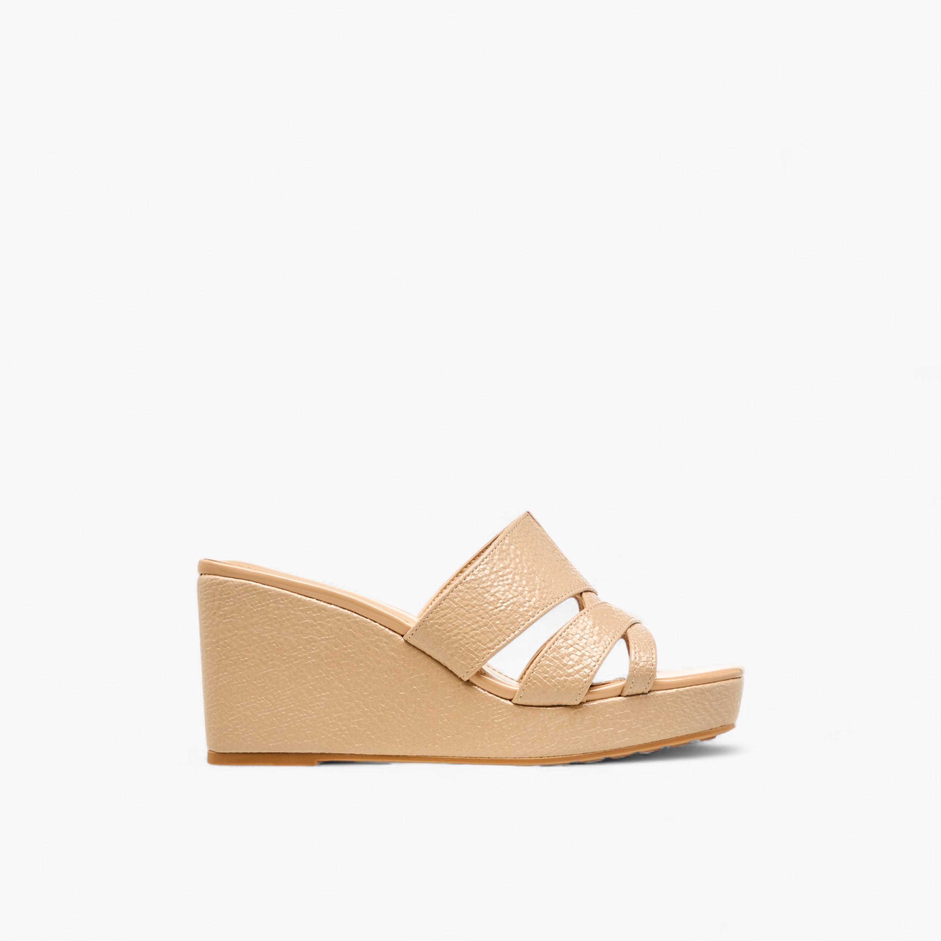 صندل بكعب ويدج للنساء من فلورا بيلا-women-shoes-sandals-heeled-image-3
