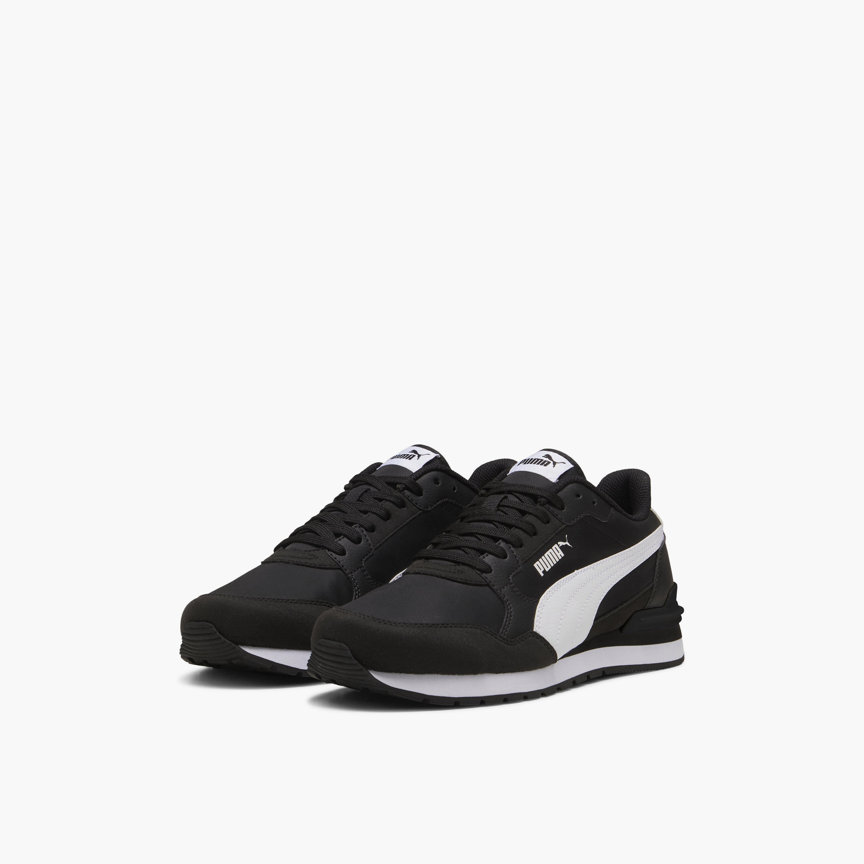 حذاء سنيكرز منخفض برباط إغلاق إس تي رانر في 4 إن إل للرجال من بوما-sports-men-shoes-image-1