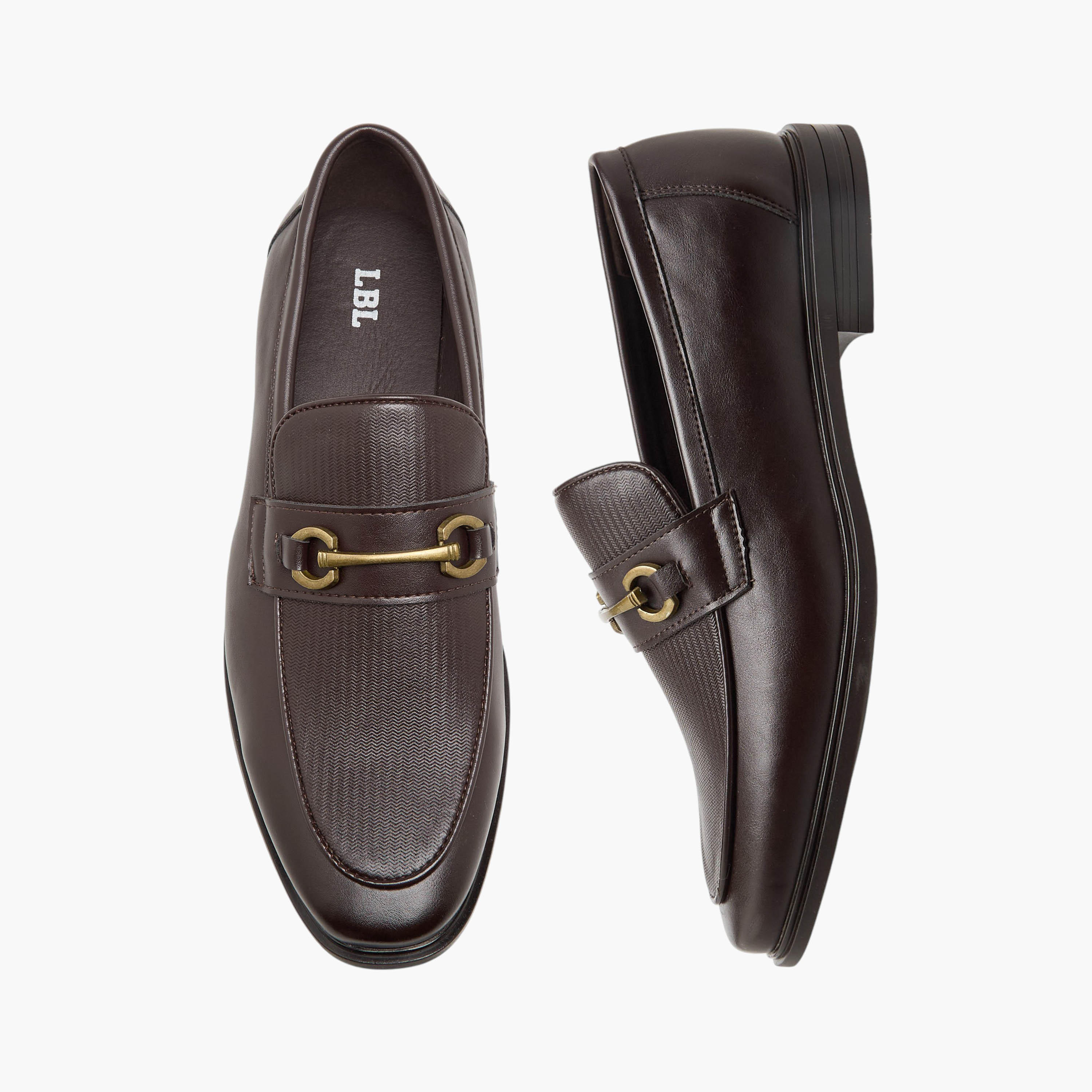 حذاء سهل الارتداء وبارز الملمس للرجال من أل بي أل من شو إكسبريس-men-shoes-formalshoes-image-1