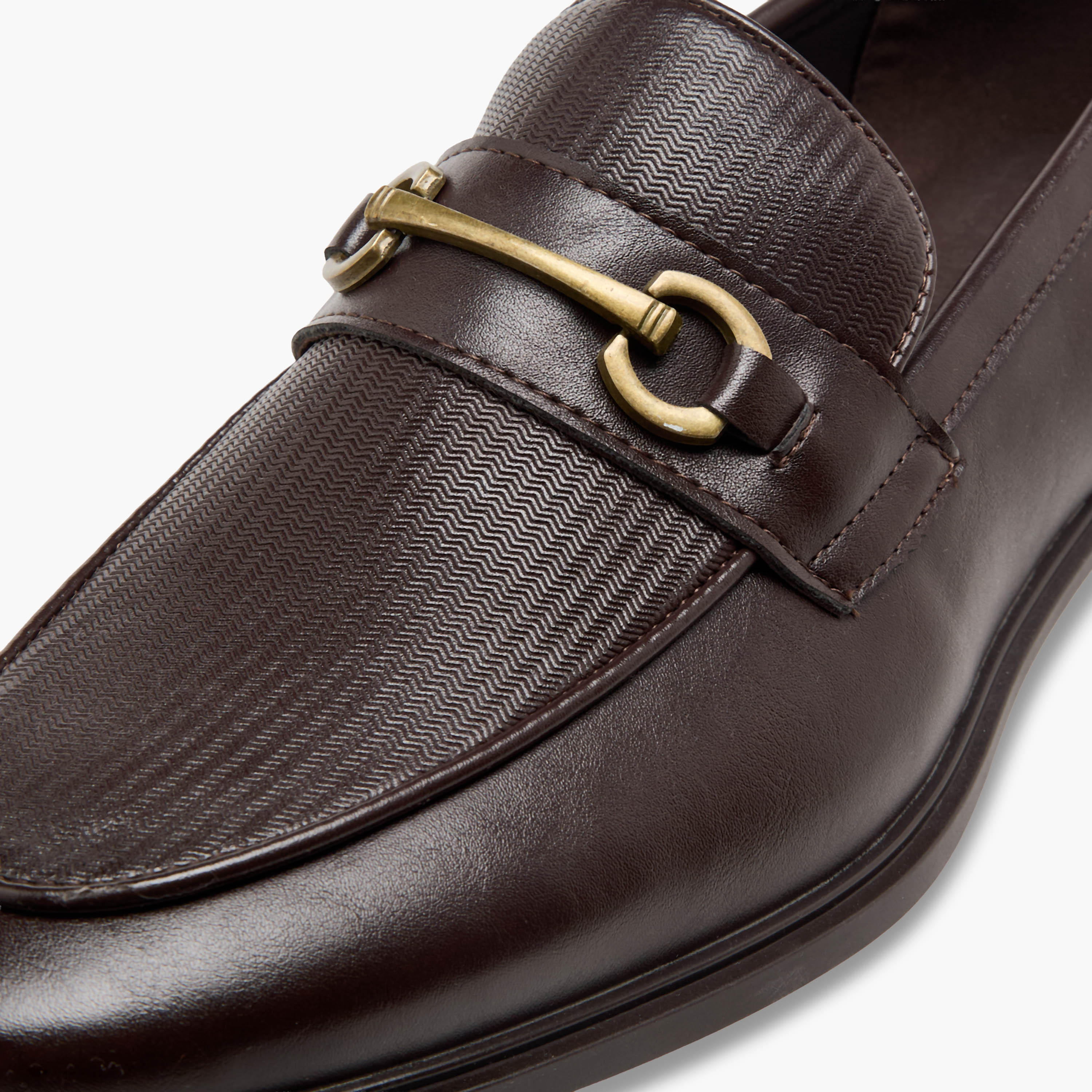 حذاء سهل الارتداء وبارز الملمس للرجال من أل بي أل من شو إكسبريس-men-shoes-formalshoes-image-4