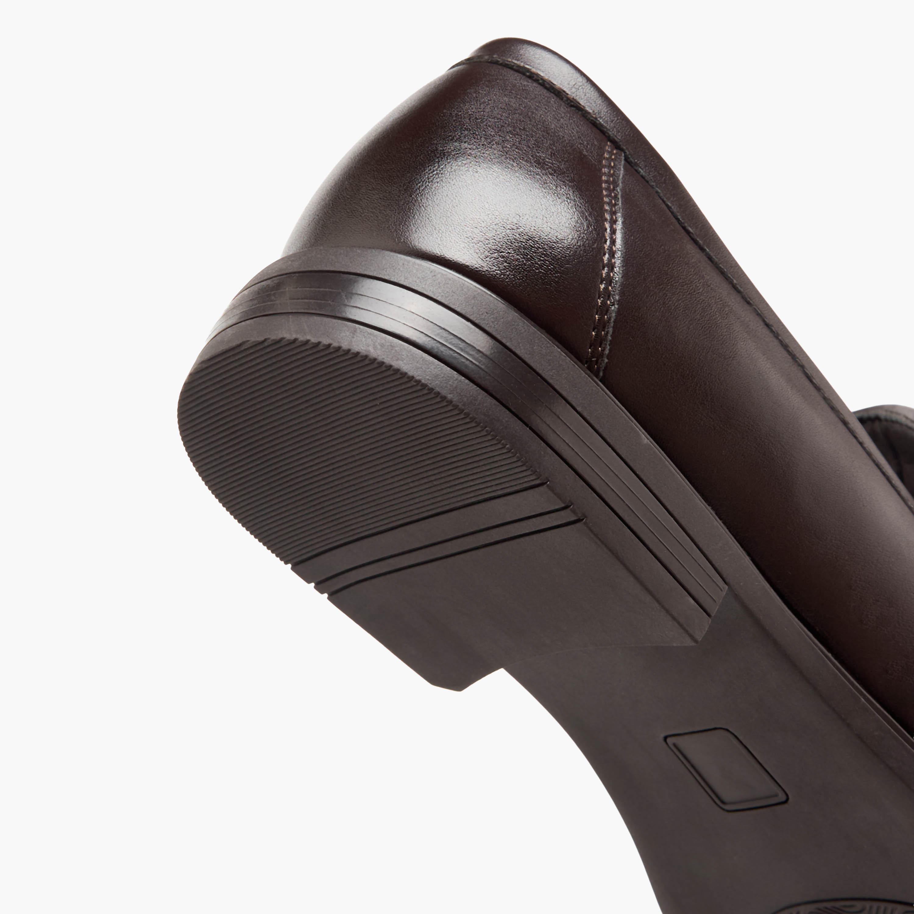 حذاء سهل الارتداء وبارز الملمس للرجال من أل بي أل من شو إكسبريس-men-shoes-formalshoes-image-5