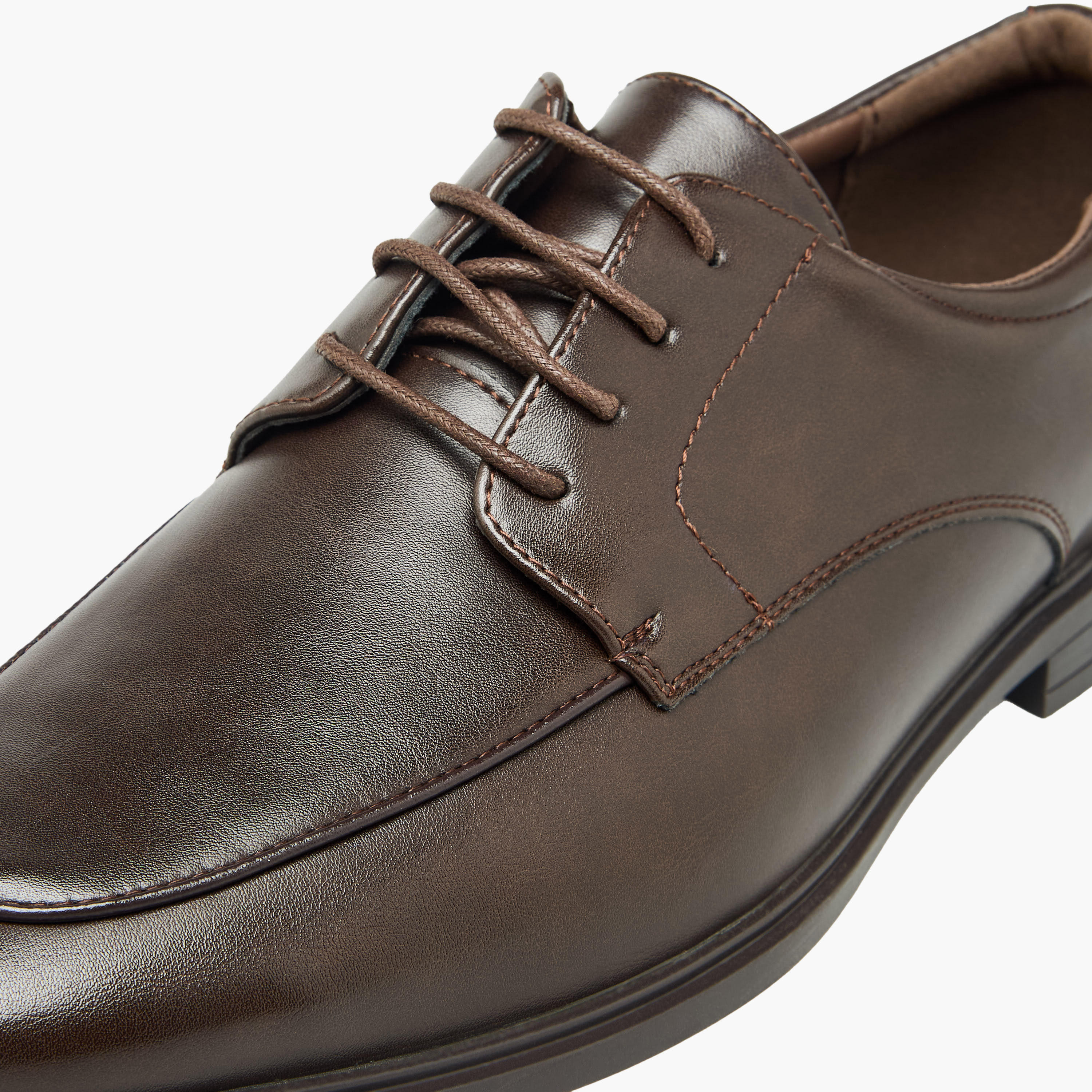 حذاء بروغ برباط للرجال من إل بي إل من شوأكسبريس-men-shoes-formalshoes-image-4