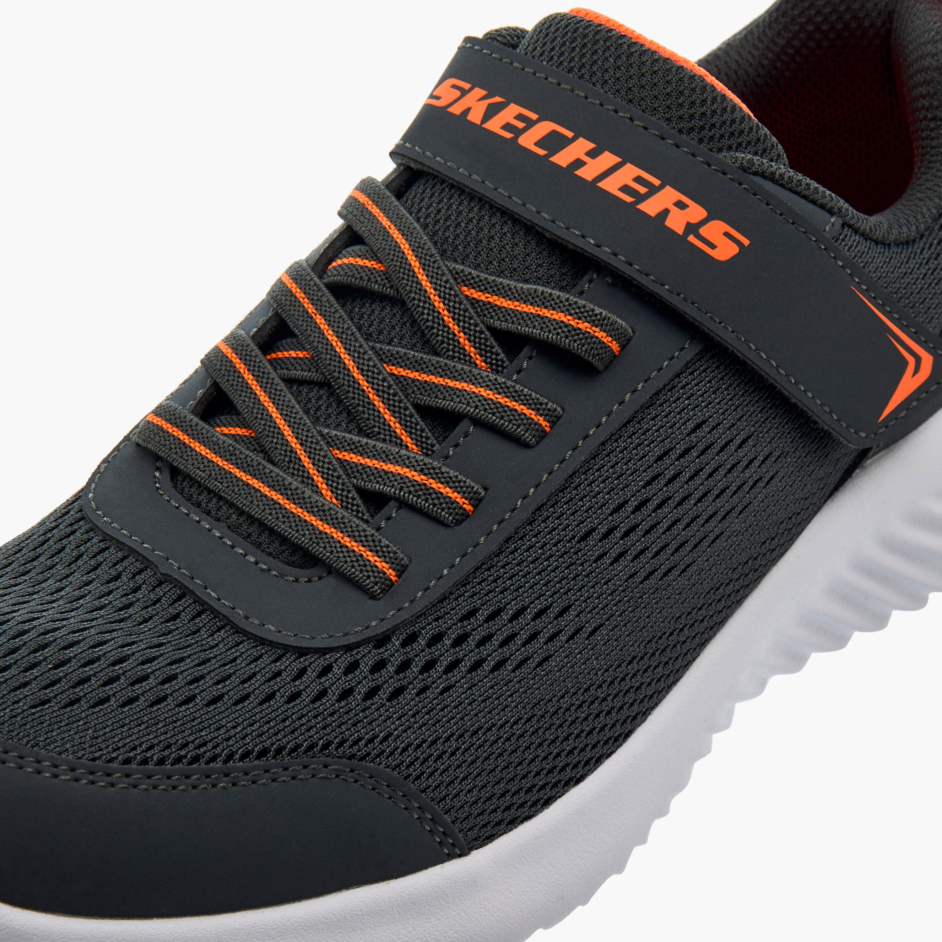 حذاء رياضي بشريط إغلاق لاصق للأولاد من سكيتشرز-boys-shoes-sports-image-4