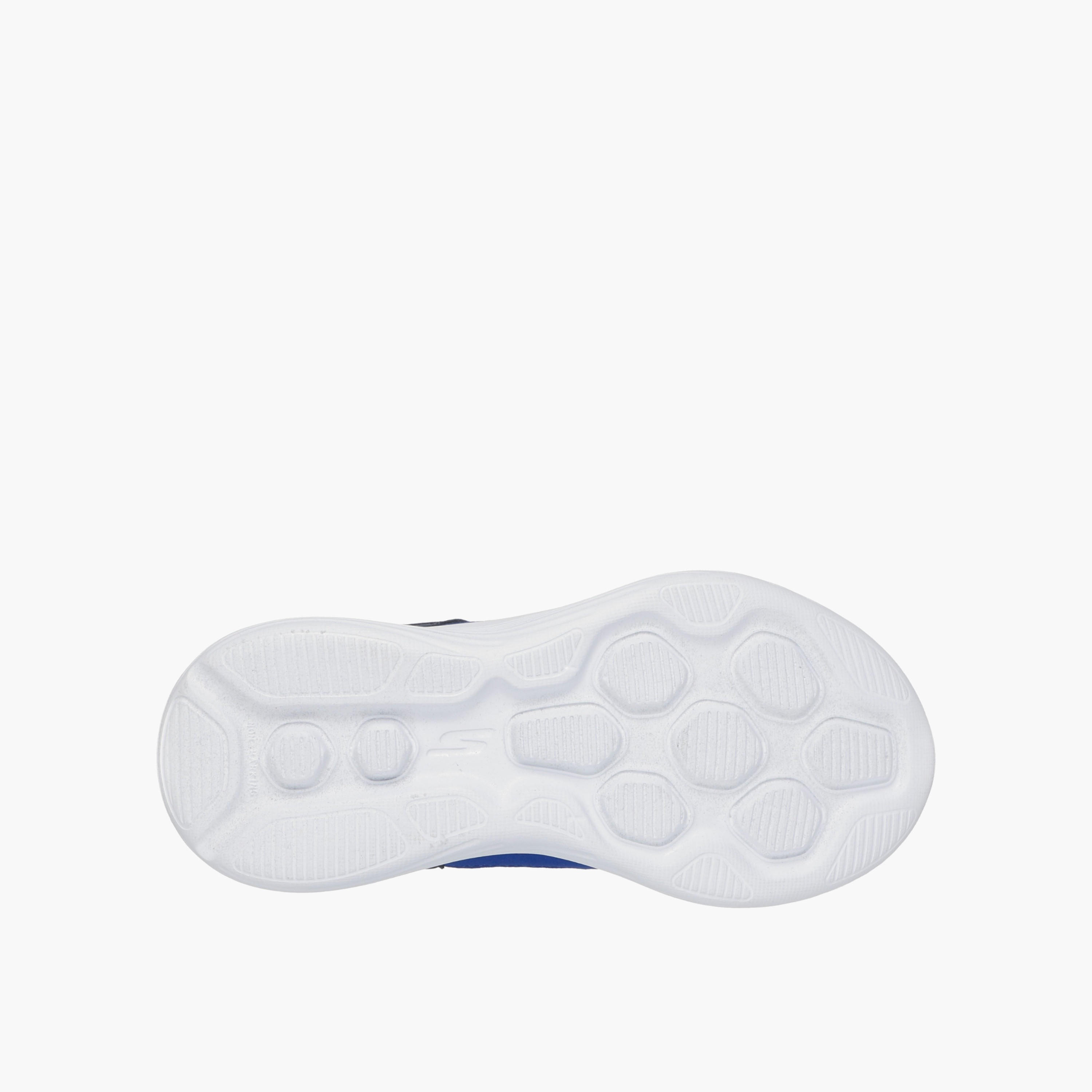 حذاء جري بشريط إغلاق لاصق جو رن 400 V2 للأولاد من سكيتشرز-sports-boys-shoes-image-3