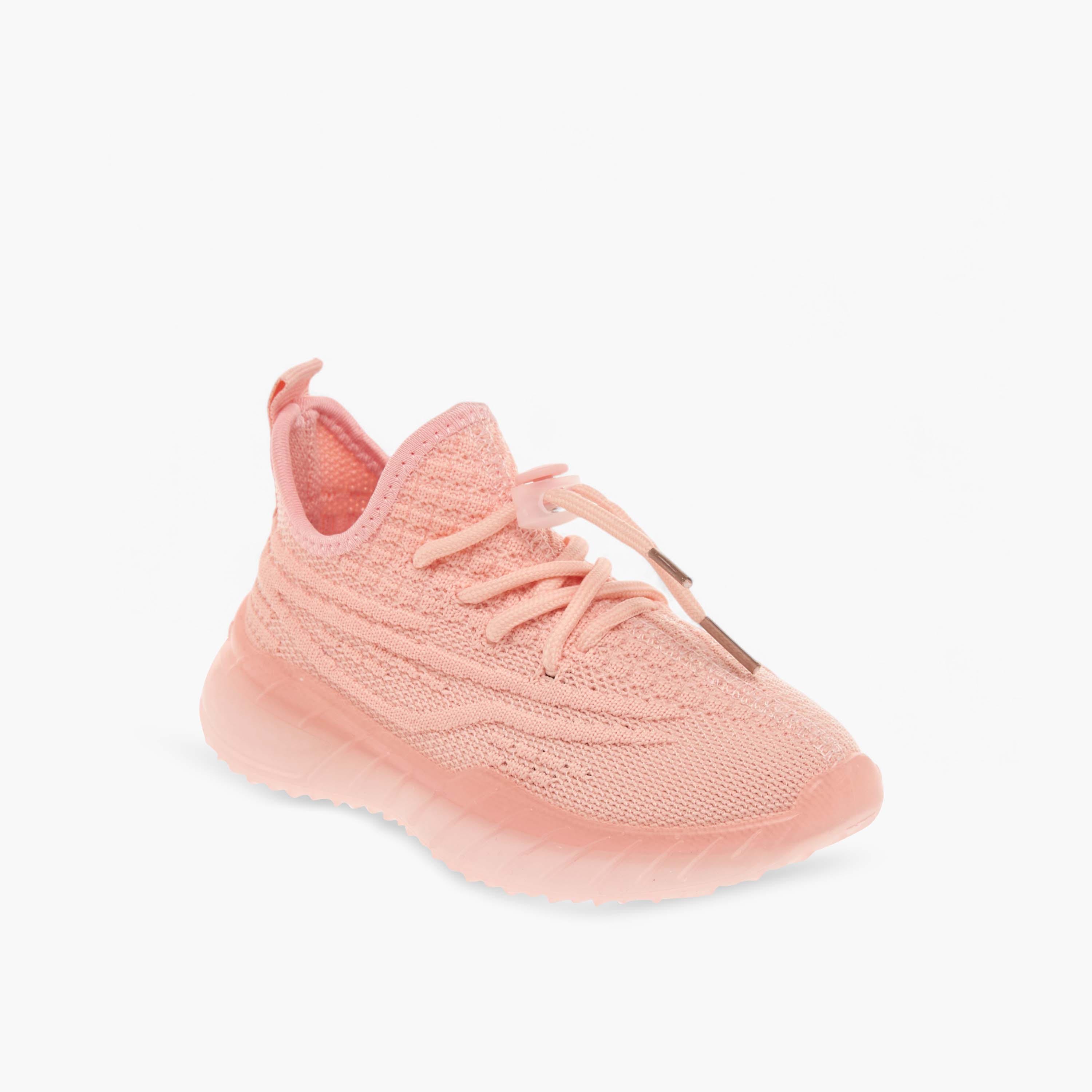 حذاء رياضي برباط إغلاق وألسنة سحب من أوكلان من شو إكسبريس-girls-shoes-sneakers-image-2