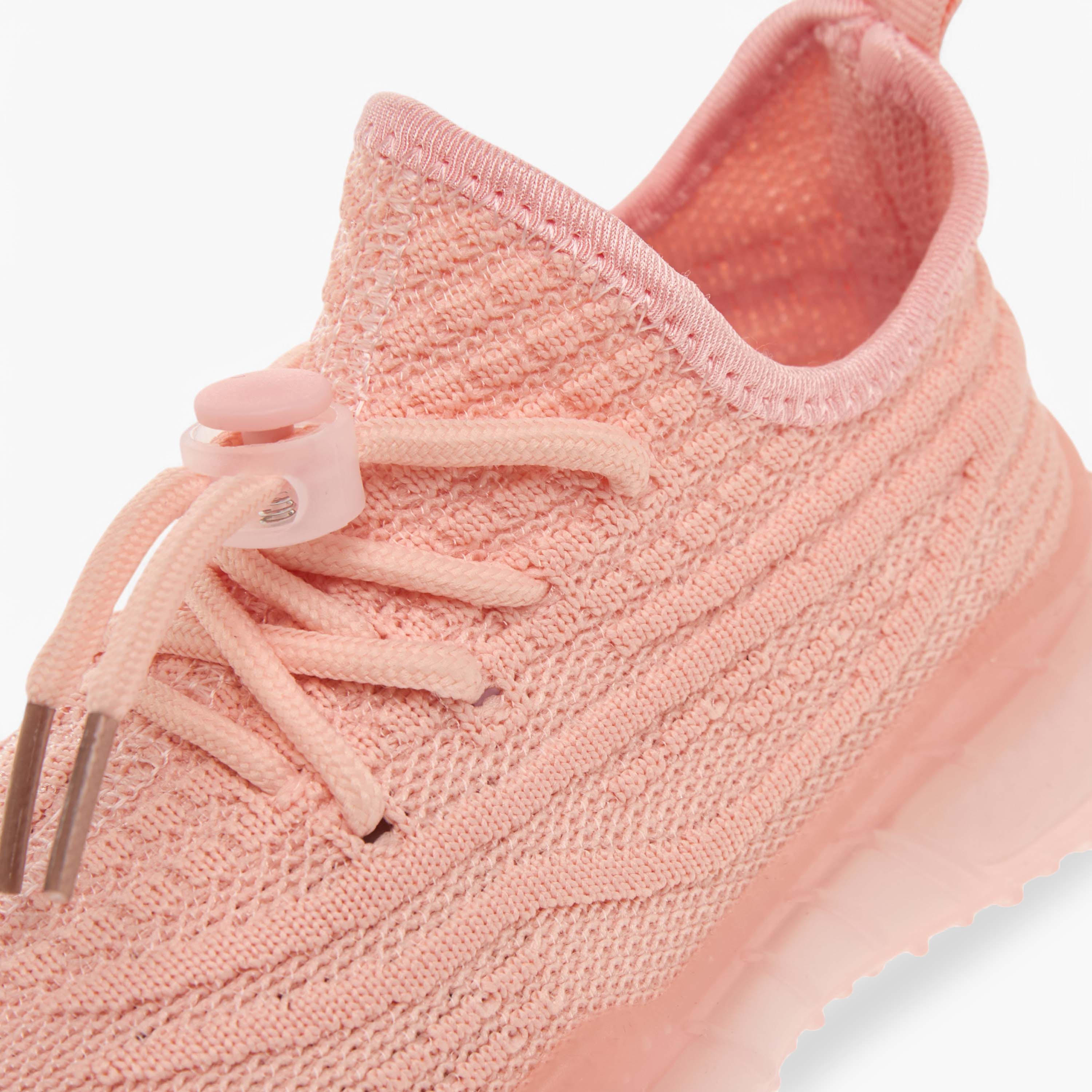 حذاء رياضي برباط إغلاق وألسنة سحب من أوكلان من شو إكسبريس-girls-shoes-sneakers-image-4