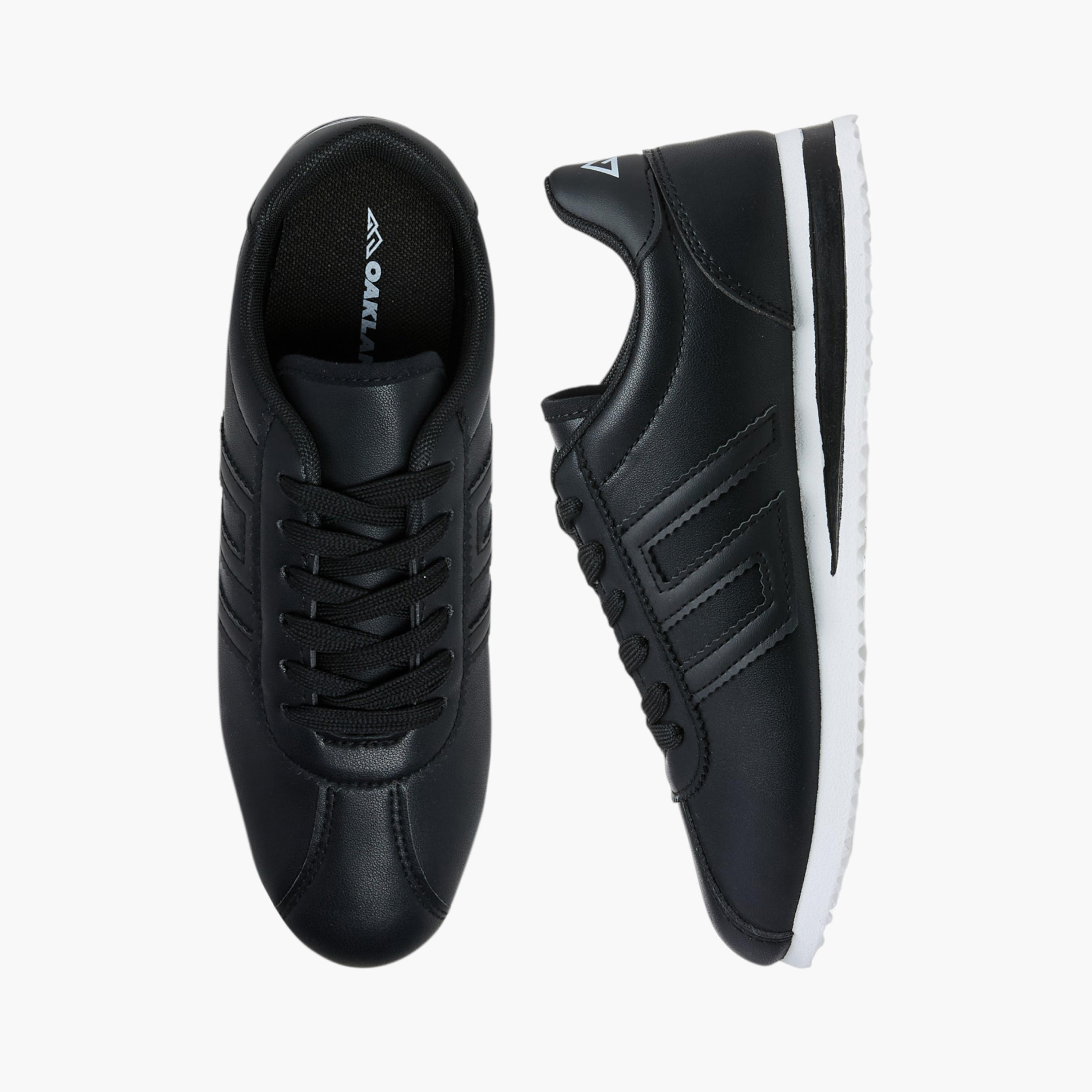 حذاء سنيكرز برباط إغلاق من أوكلان من شو إكسبريس-women-shoes-sneakers-image-1