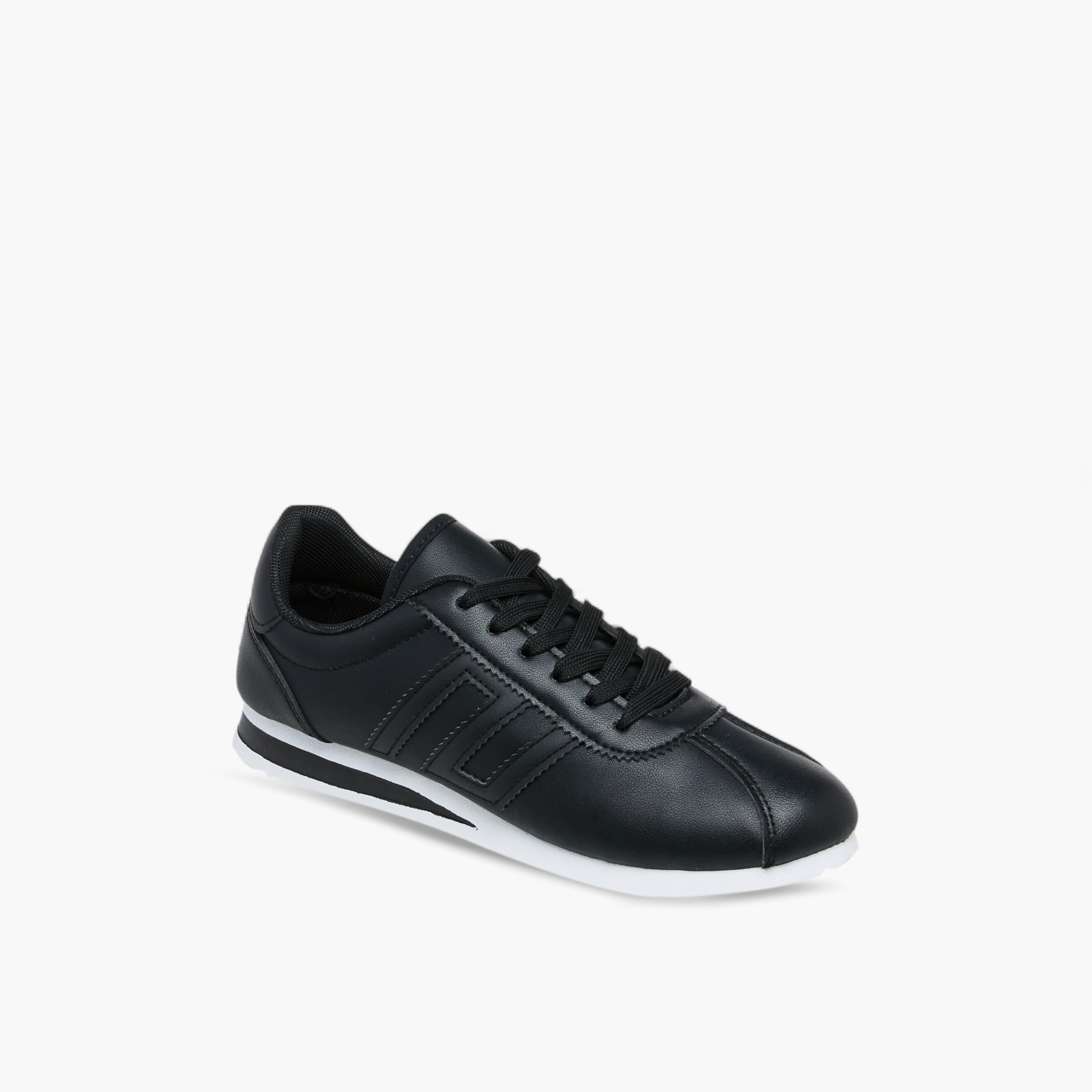 حذاء سنيكرز برباط إغلاق من أوكلان من شو إكسبريس-women-shoes-sneakers-image-2