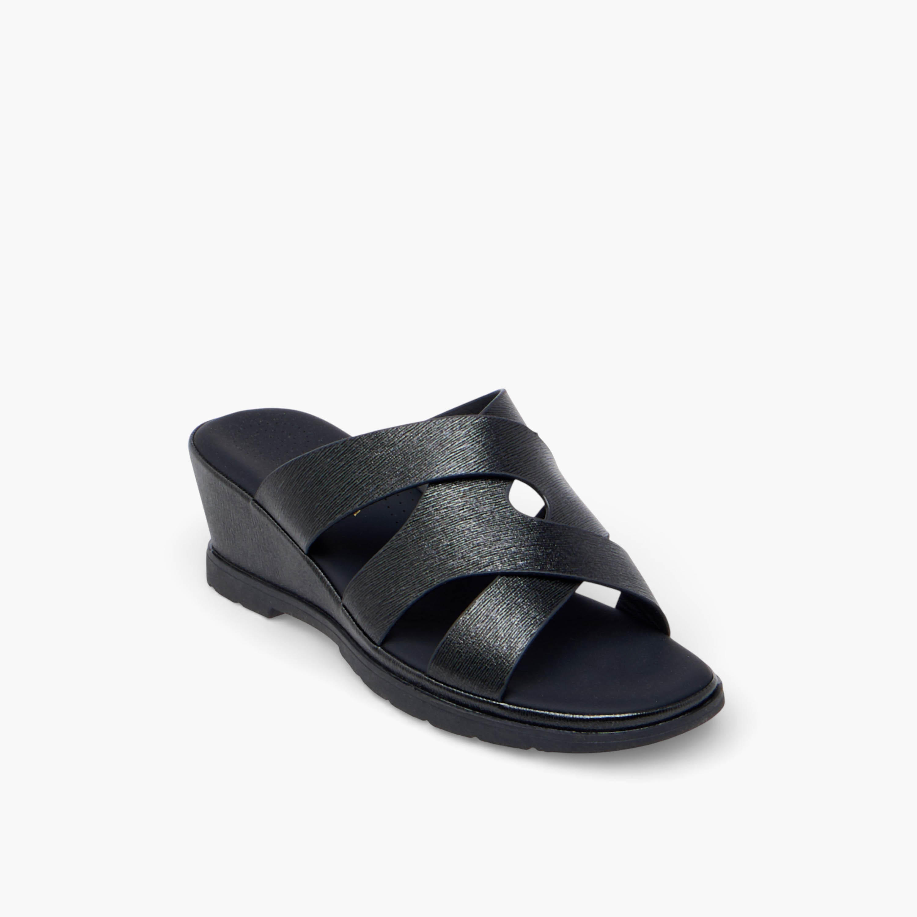 صندل مريح بكعب ويدج للنساء من فلورا بيلا-women-shoes-sandals-heeled-image-2