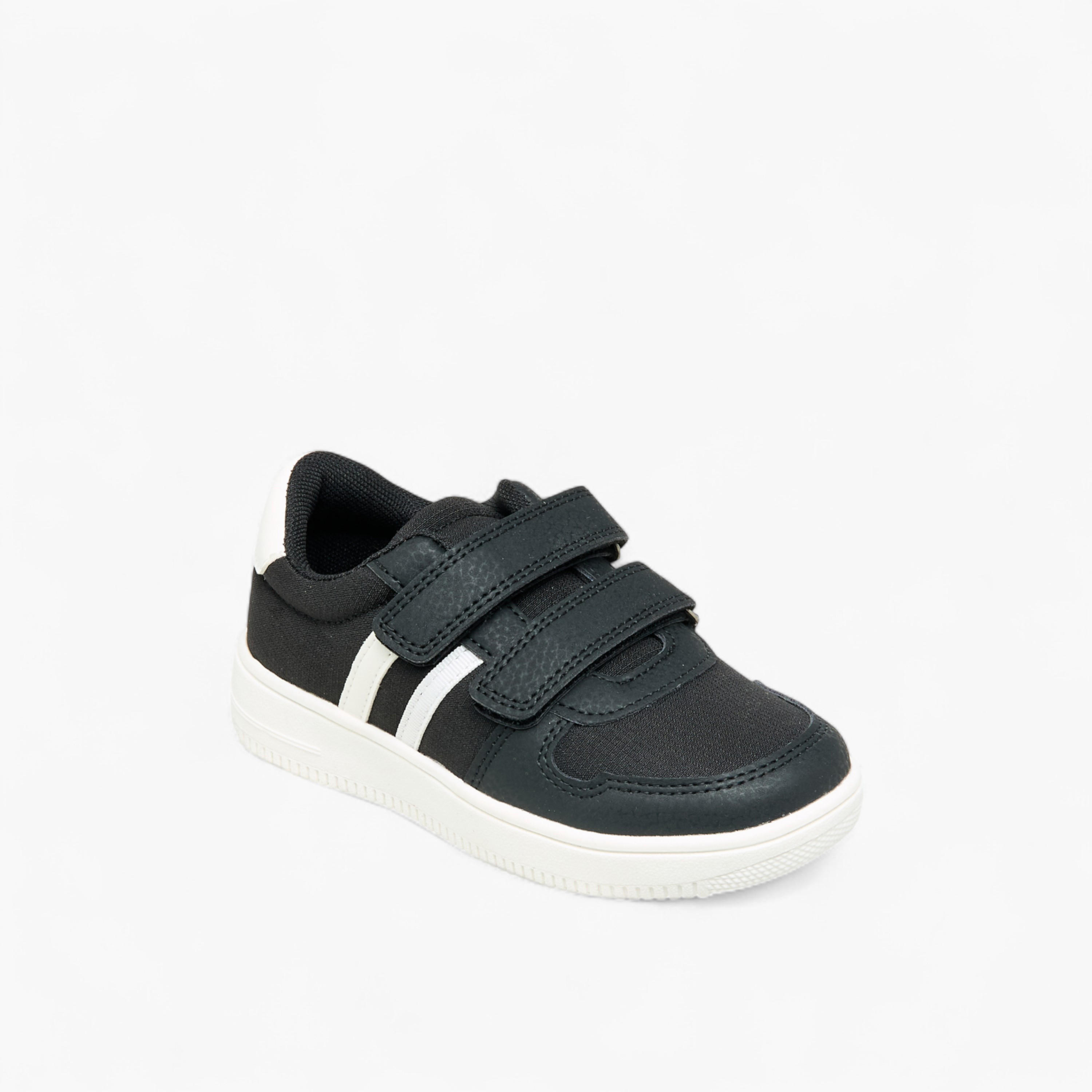 حذاء سنيكرز بألواح وشريط إغلاق للأولاد من جونيورز-boys-shoes-sneakers-image-2