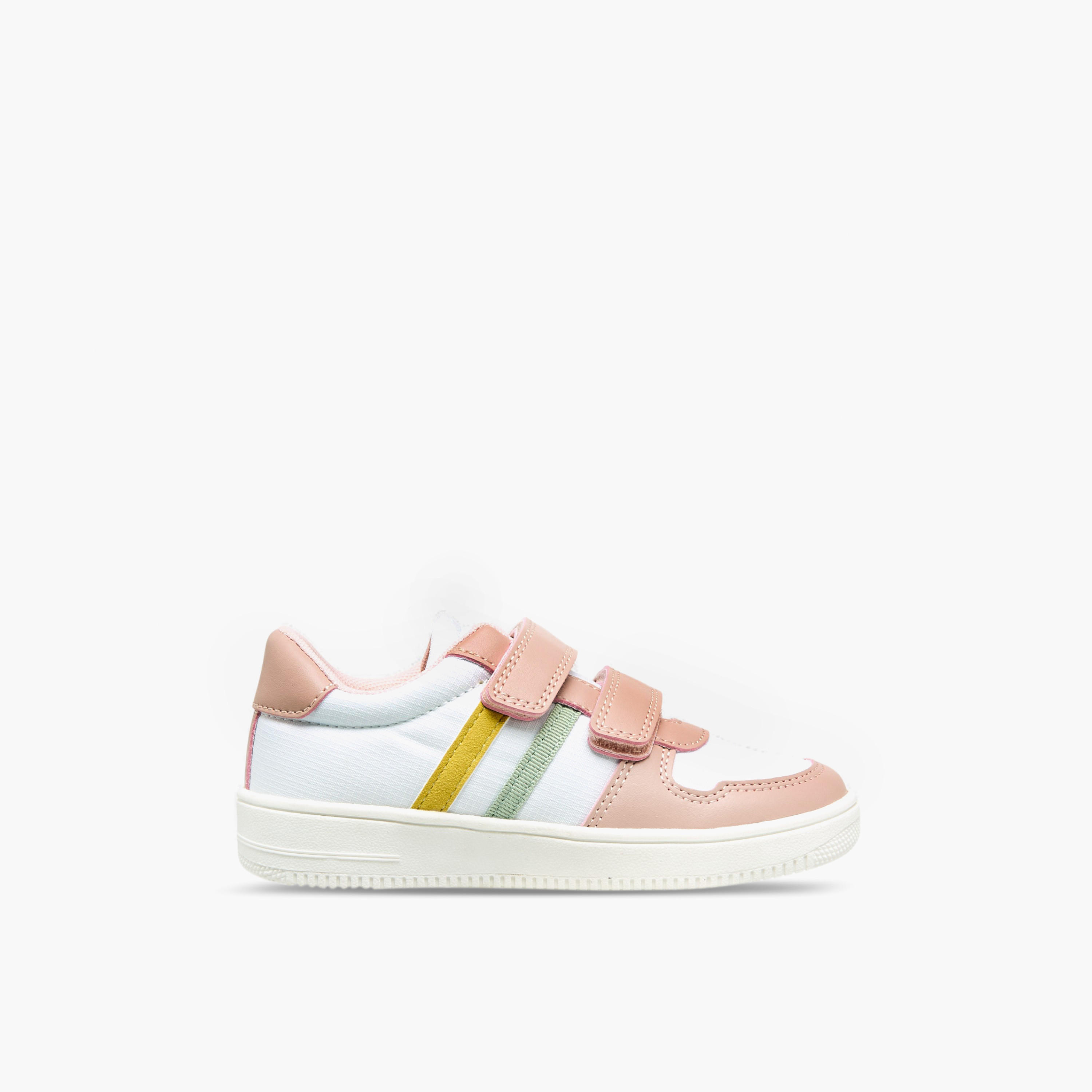 حذاء سنيكرز بشريط إغلاق للبنات من جونيورز-girls-shoes-sneakers-image-3