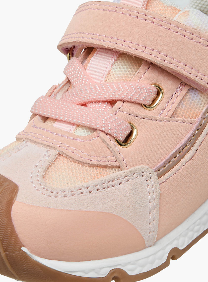 حذاء سنيكرز بألواح وشريط إغلاق من بيرفيت-girls-shoes-sneakers-image-4