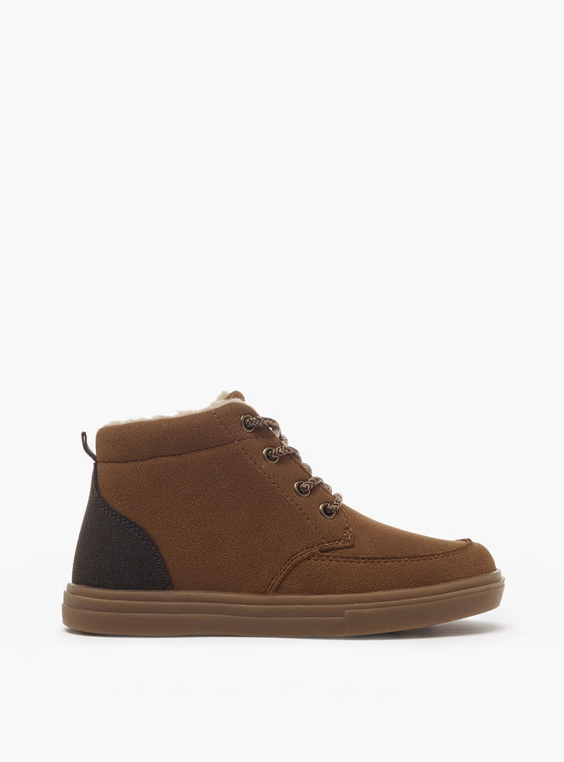 بوت طول الكاحل برباط إغلاق وفرو صناعي للأولاد من جونيورز-boys-shoes-boots-image-3