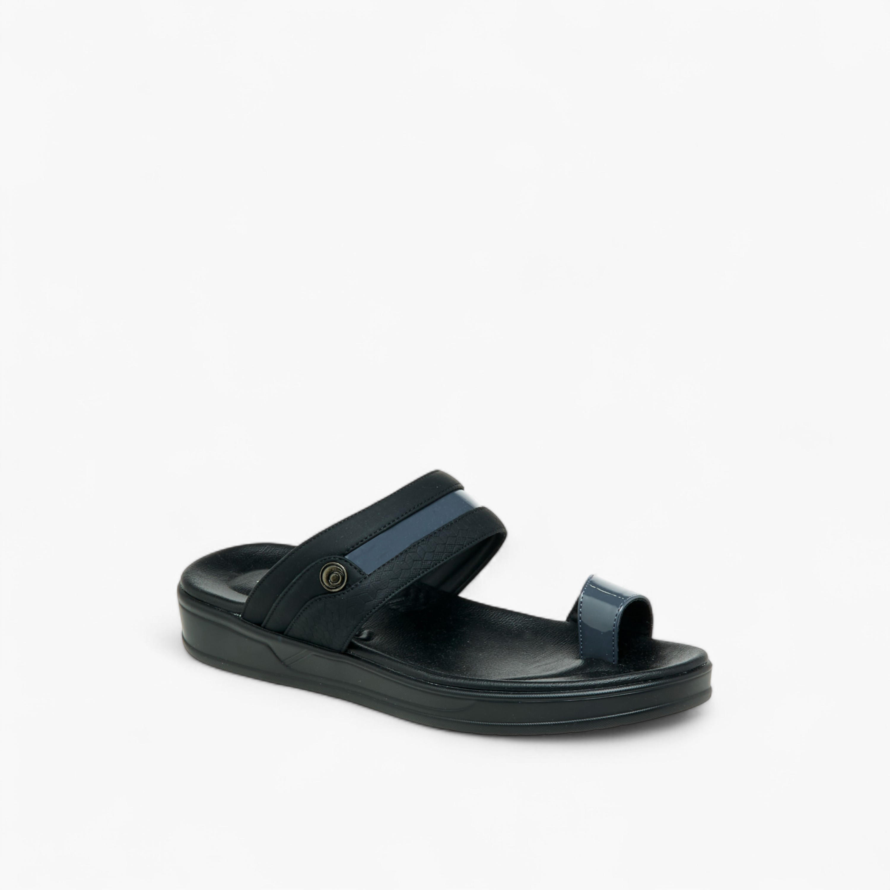 صندل عربي سهل الارتداء متعدد التصاميم من إل أو إل من شو إكسبريس-men-shoes-sandals-image-2
