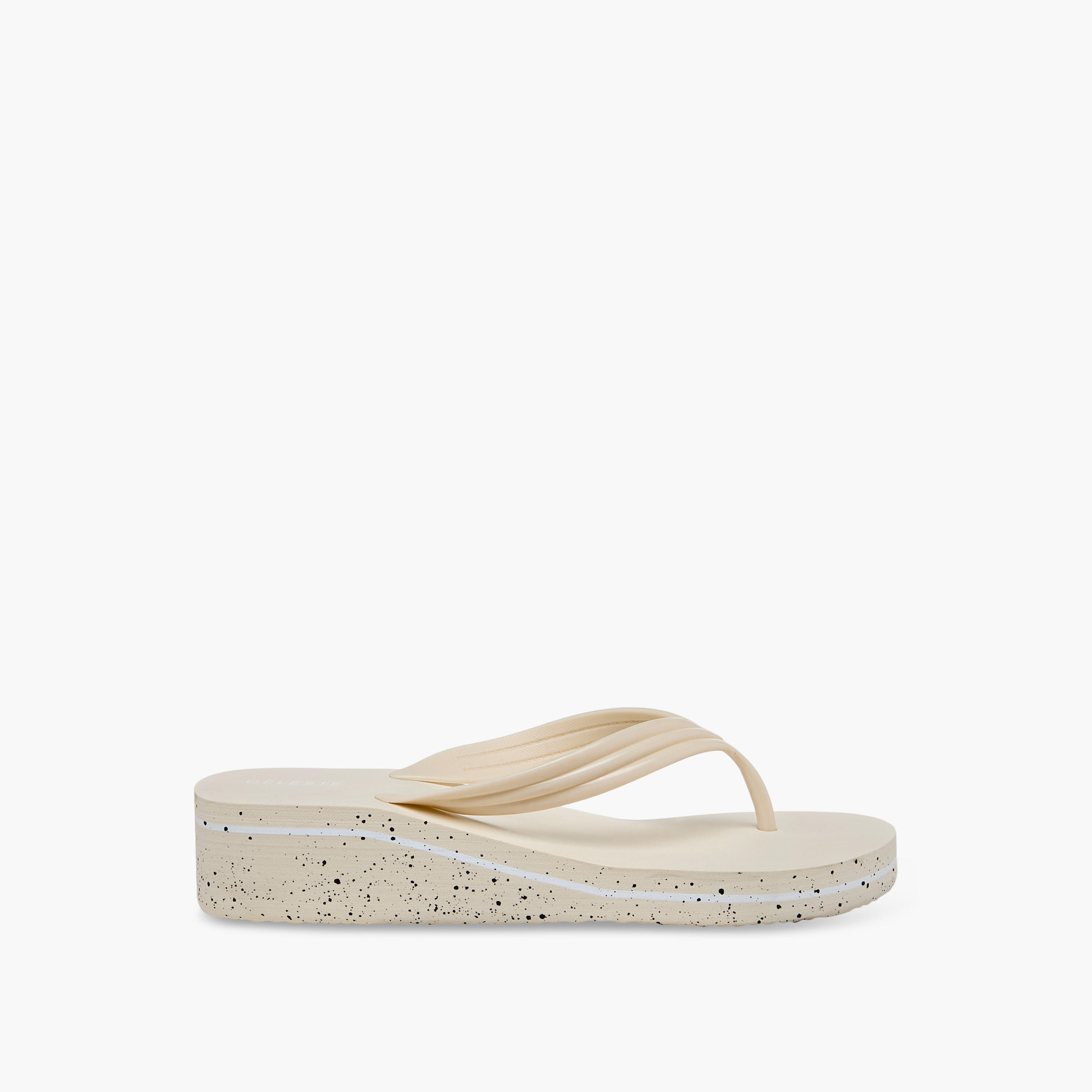 شبشب نسائي بكعب ويدج وطبعات من سيليست-women-shoes-flipflopsandslides-image-2