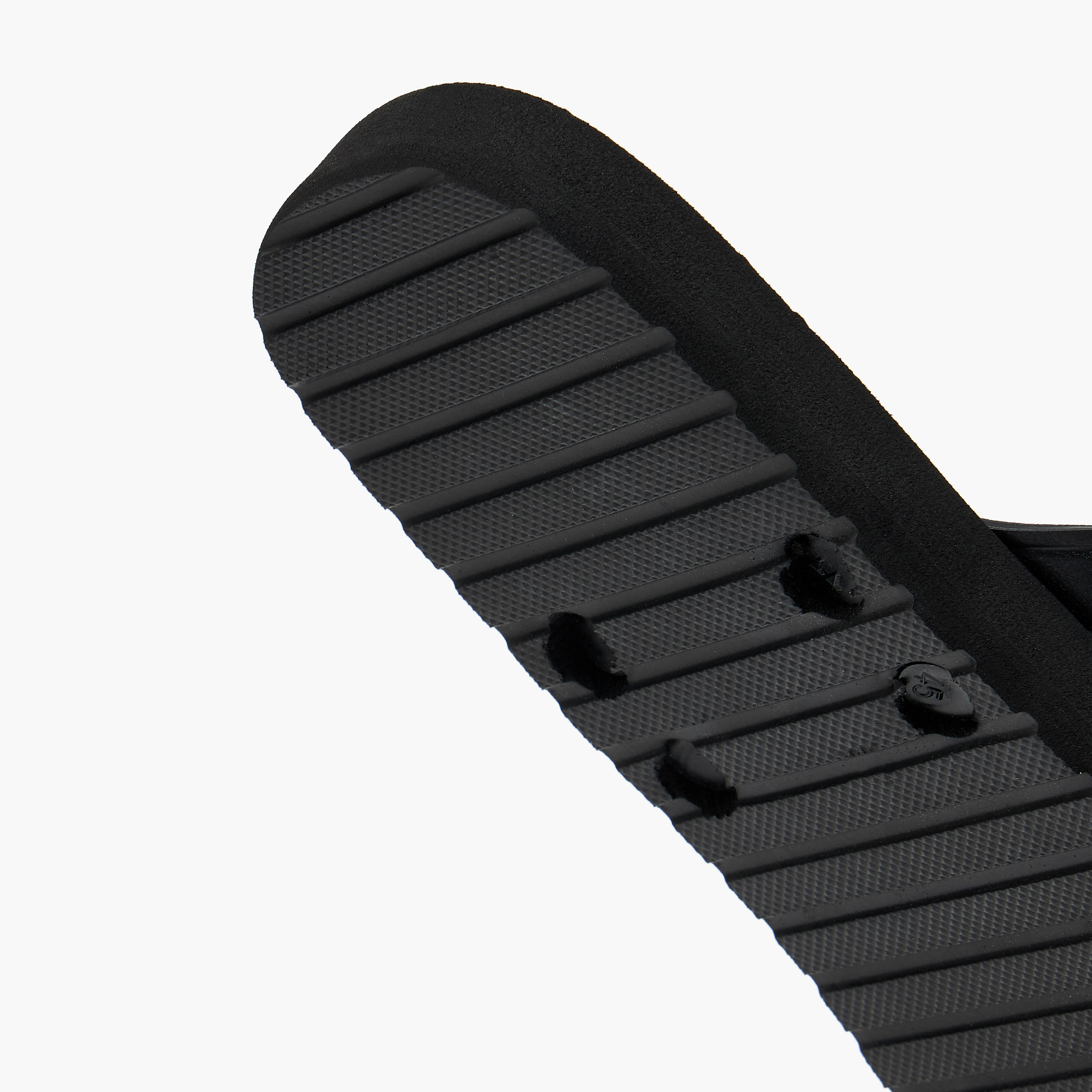 Lee Cooper Men Logo Embossed Flip Flops-men-shoes-flipflopsandslides-image-4