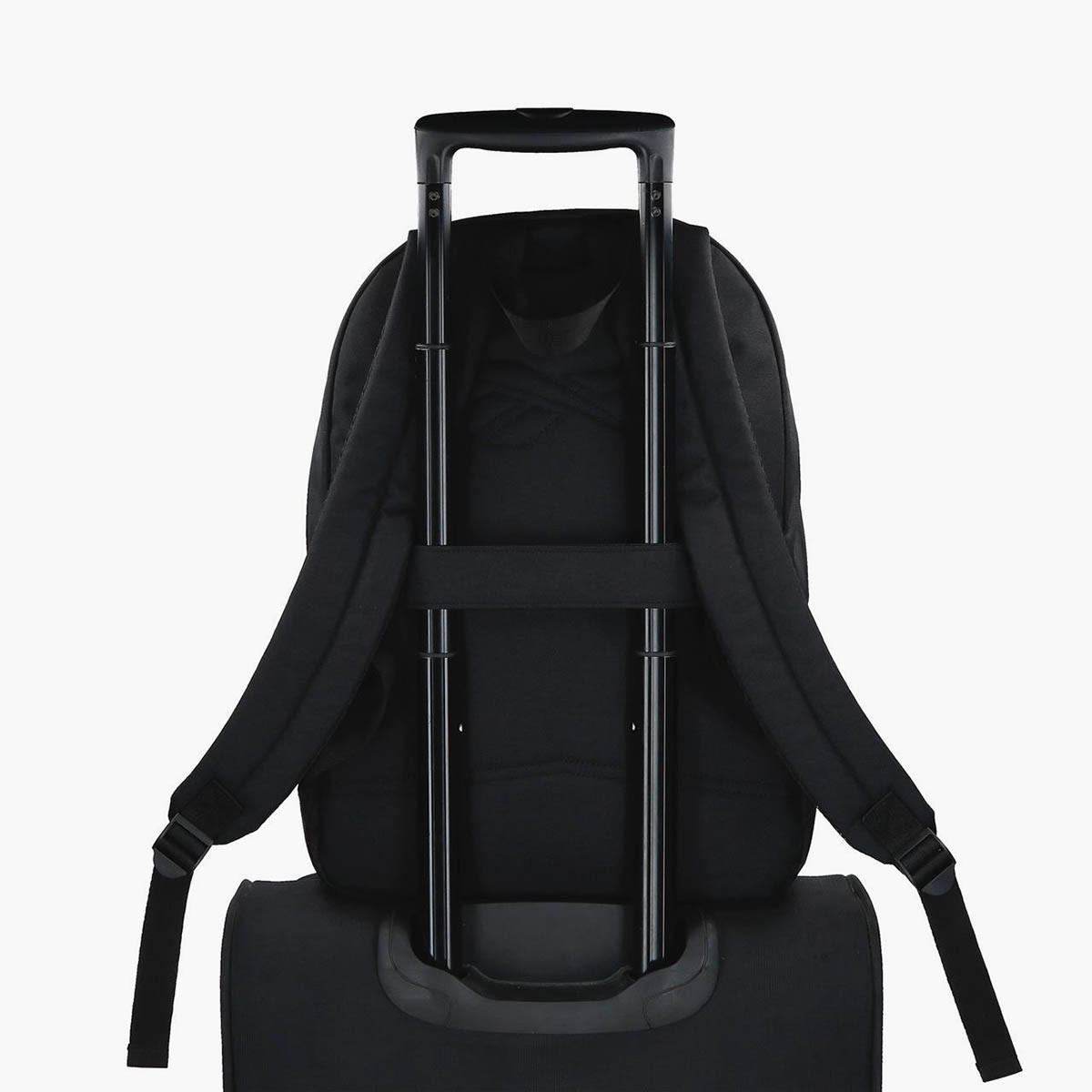 شنطة ظهر مدرسية بحمالات قابلة للتعديل وسحاب إغلاق وطبعات شعار من ريبوك - 38x19x43 سم-boys-accessories-bagsandbackpacks-image-8