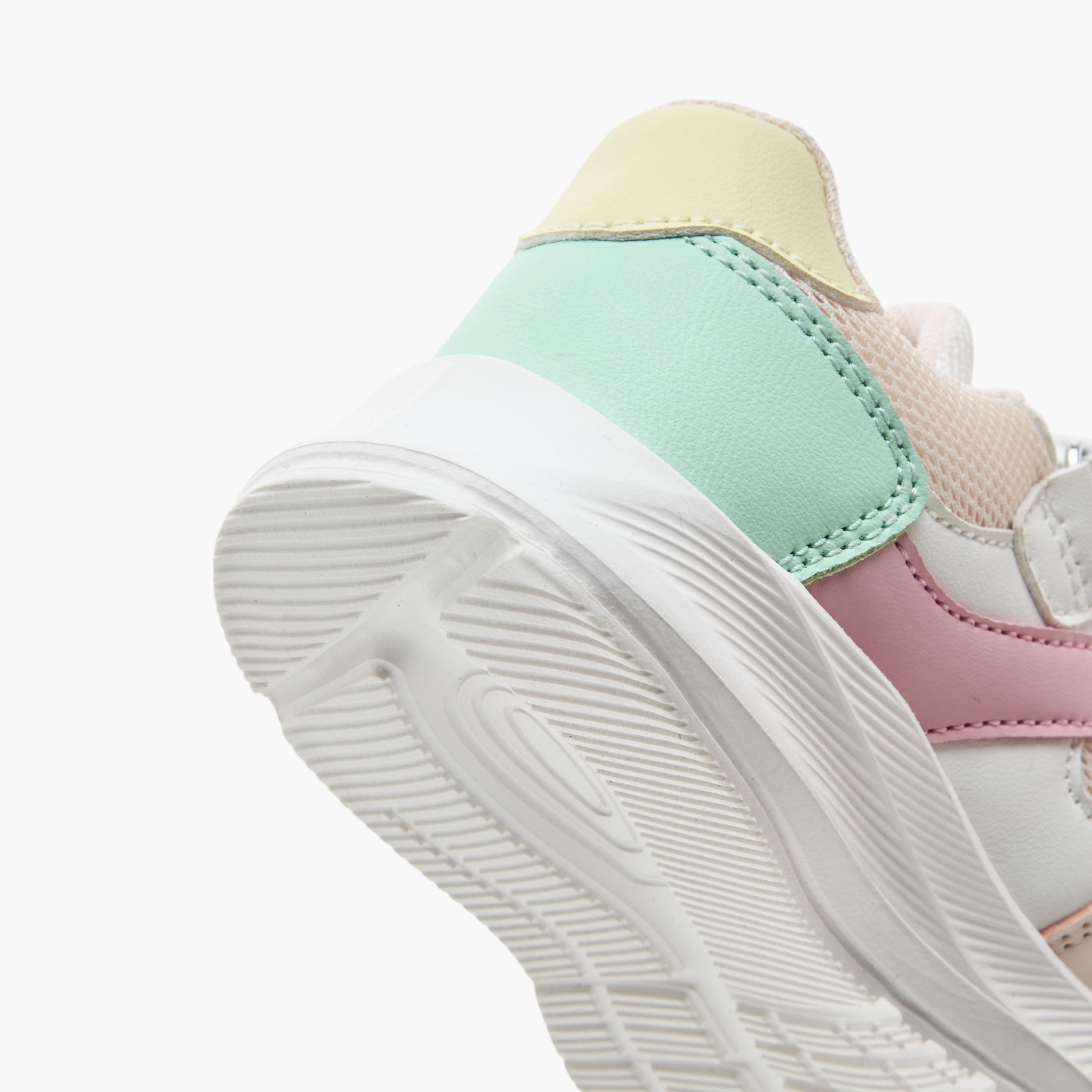 حذاء سنيكرز بطول الكاحل وشريط لاصق من بيرفيت-girls-shoes-sneakers-image-5