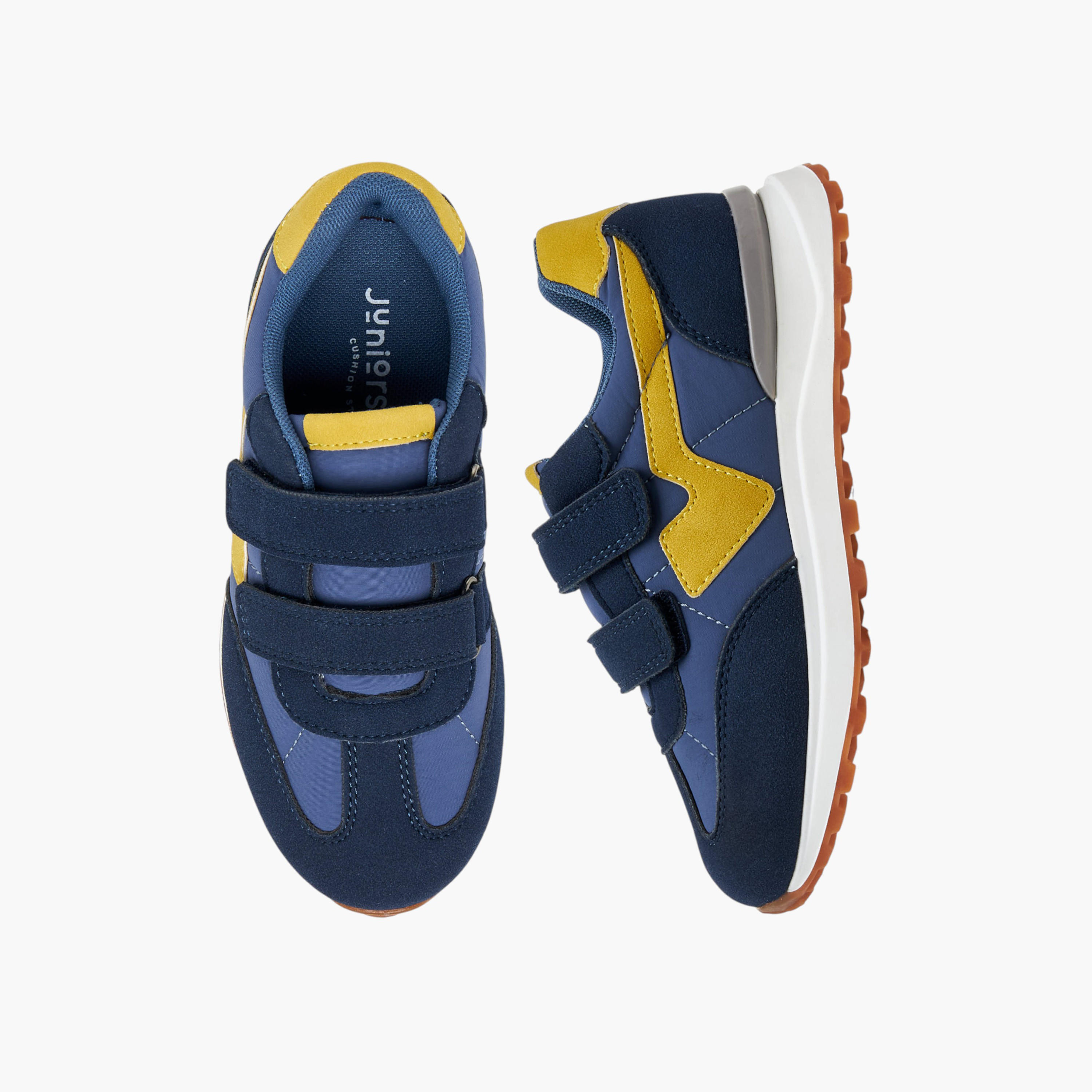 حذاء سنيكرز بشريط إغلاق لاصق للأولاد من جونيورز-boys-shoes-sneakers-image-1