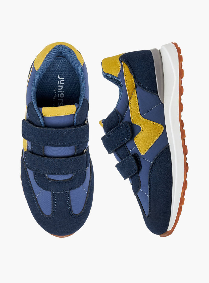 حذاء سنيكرز بشريط إغلاق لاصق للأولاد من جونيورز-boys-shoes-sneakers-image-1