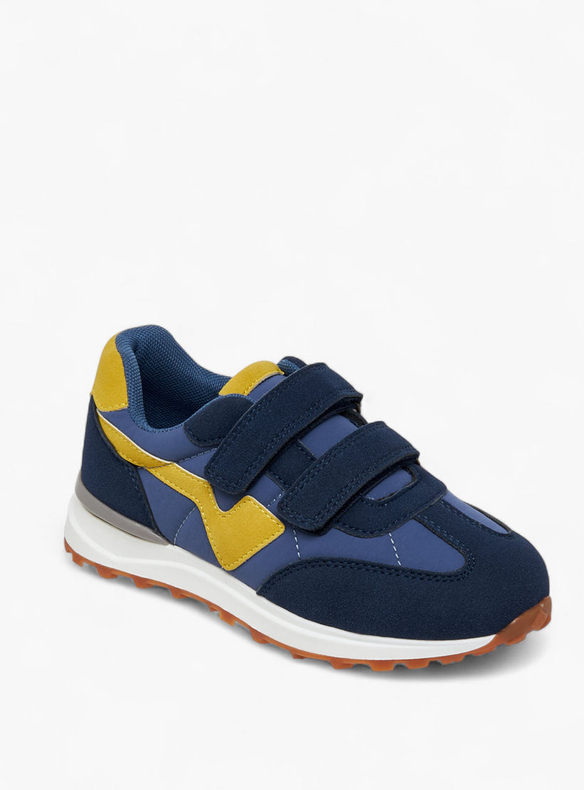 حذاء سنيكرز بشريط إغلاق لاصق للأولاد من جونيورز-boys-shoes-sneakers-image-2