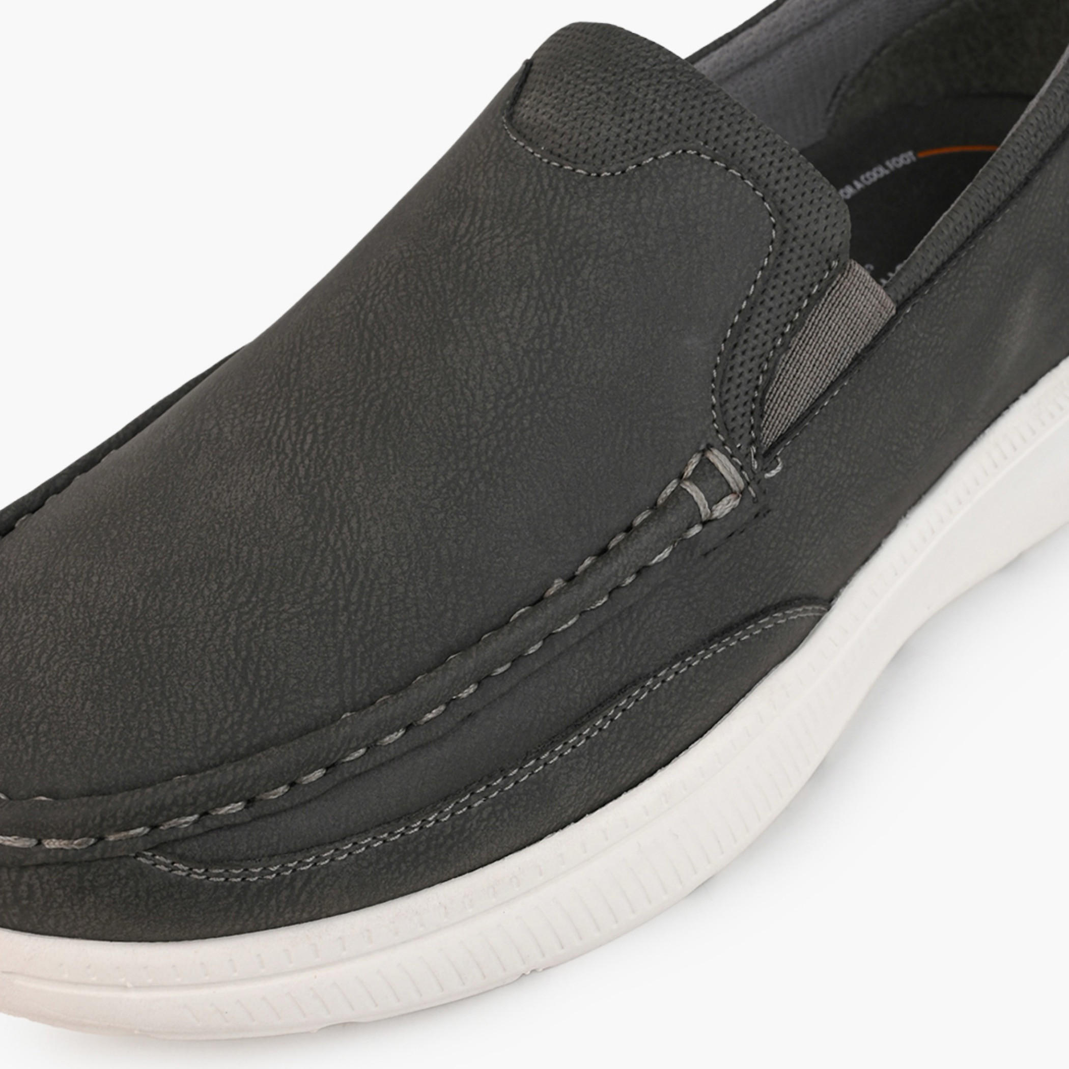 حذاء لوفر رجالي سهل الارتداء من لو كونفورت-men-shoes-loafersandmoccasins-image-4