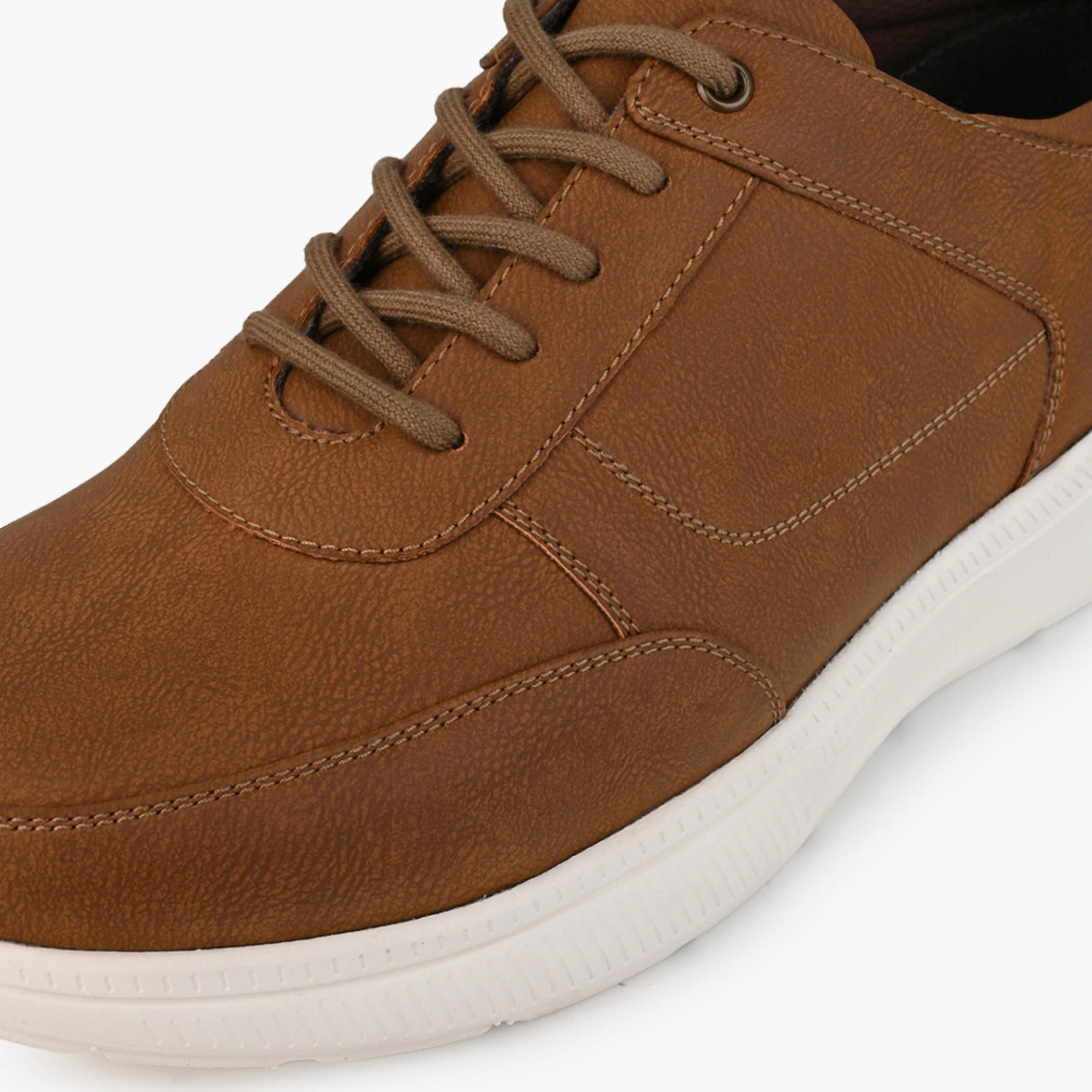 حذاء سنيكرز برباط إغلاق للرجال من لو كونفورت-men-shoes-sneakers-image-4